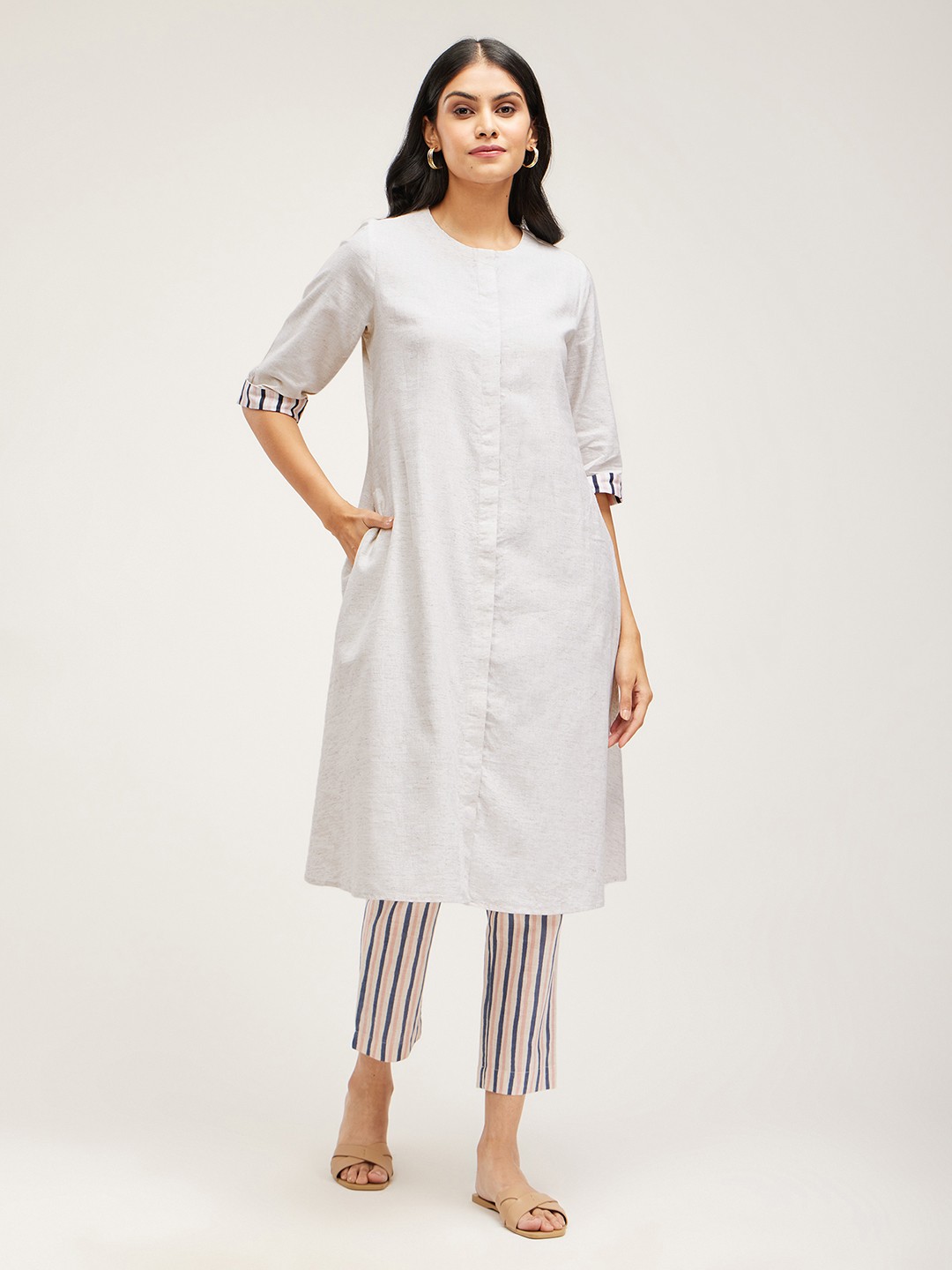 

Pink Fort Women Off White Khadi Kurta