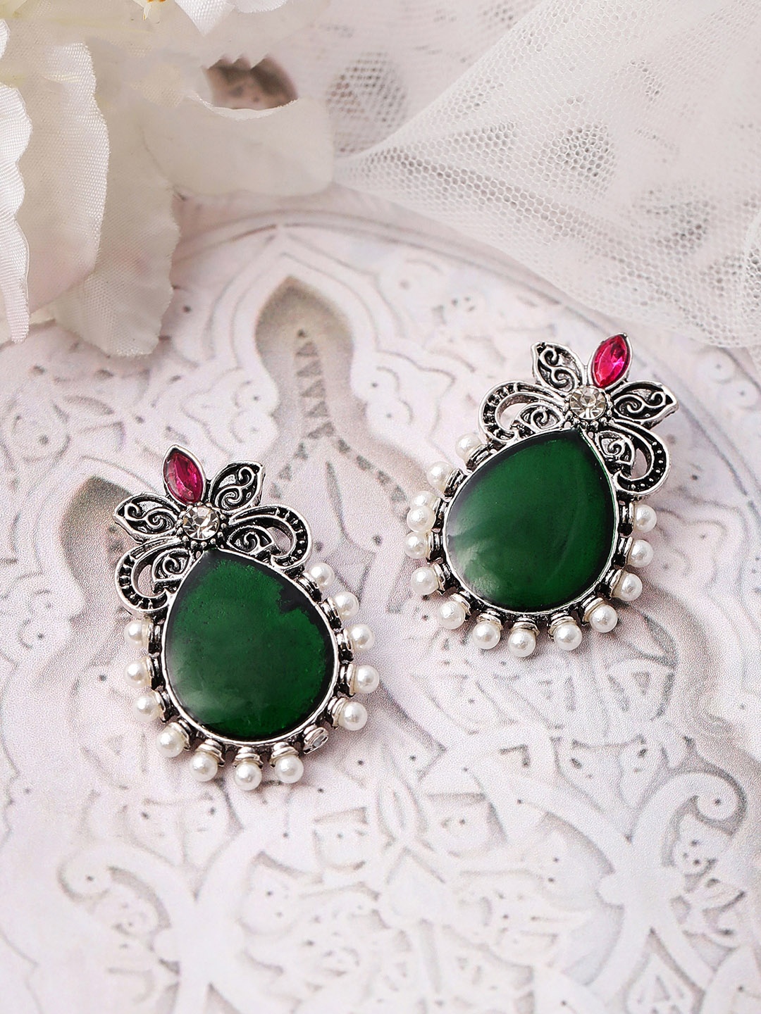

Rubans Silver-Plated & Green Oval Studs Earrings