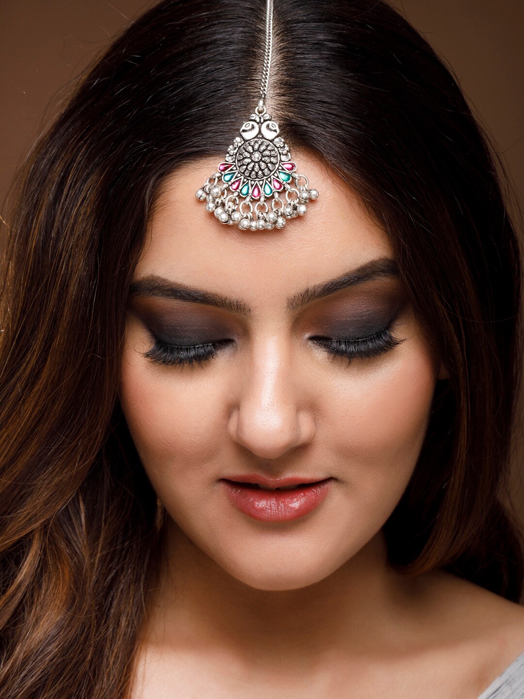 

Rubans Silver-Plated Oxidised Assorted Stone Studded Maangtikka