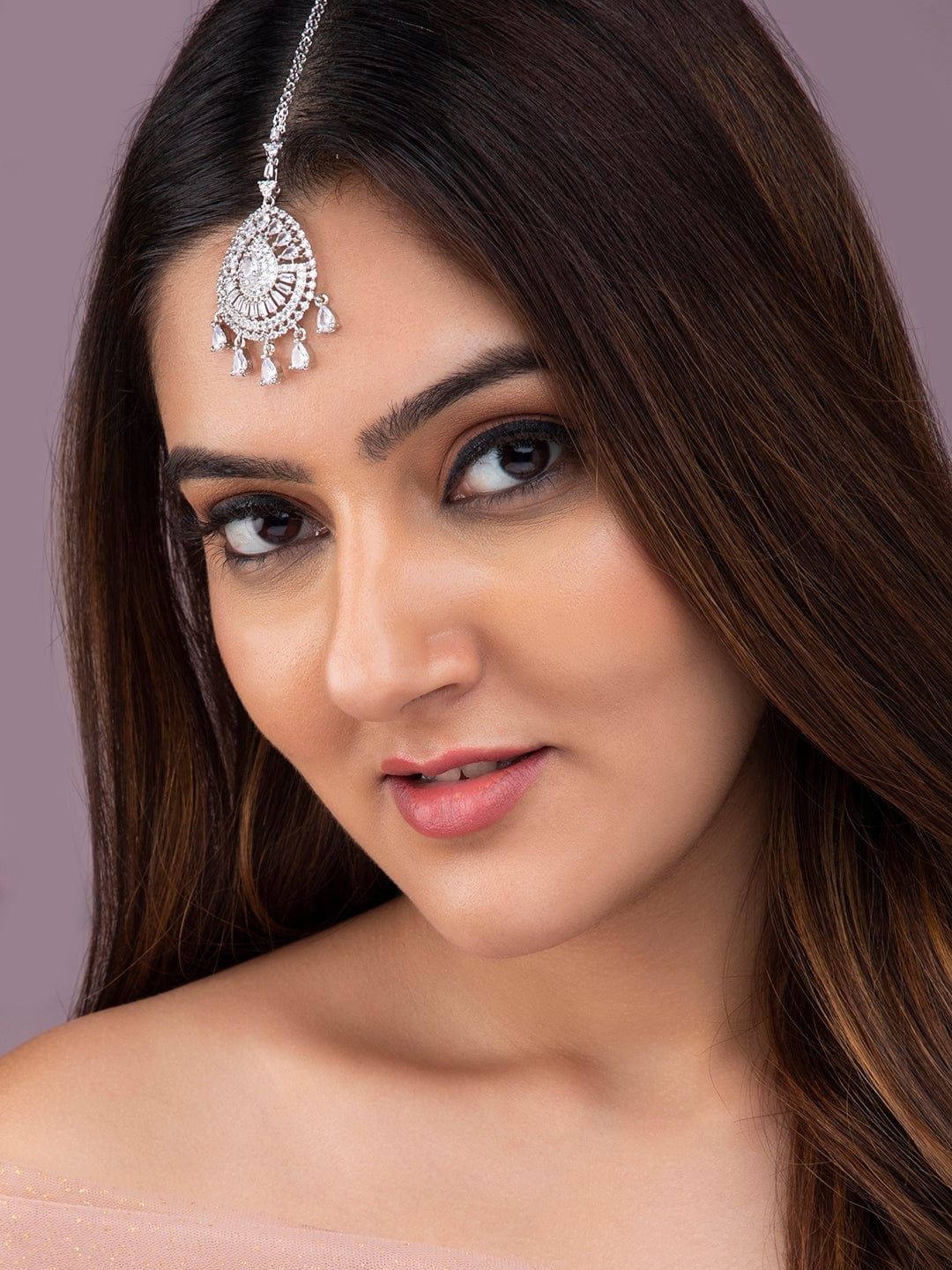 

Rubans Silver-Plated & White AD-Studded Maang Tikka