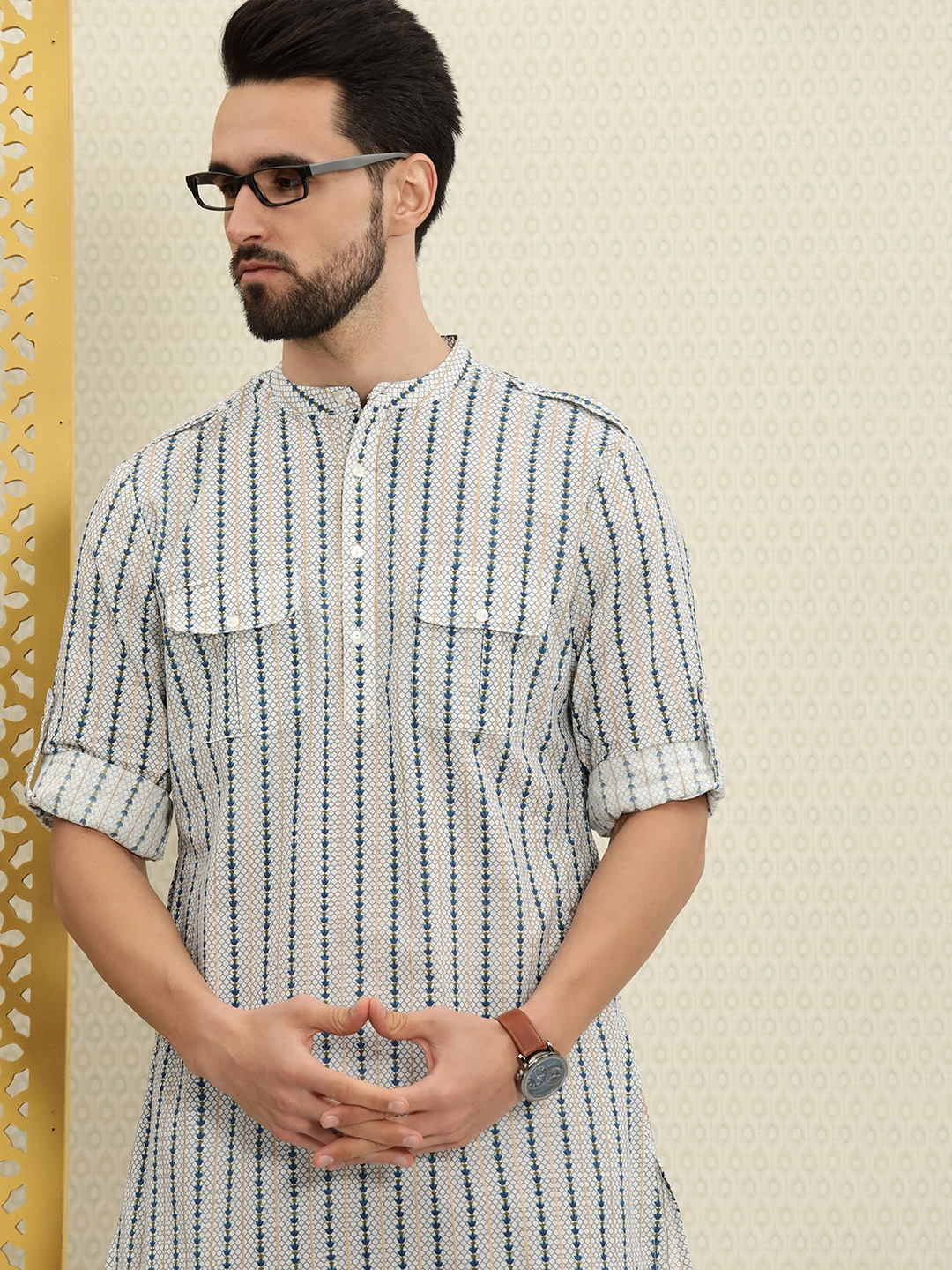 

House of Pataudi Men White & Grey Geometric Printed Rozana Pathani Kurta