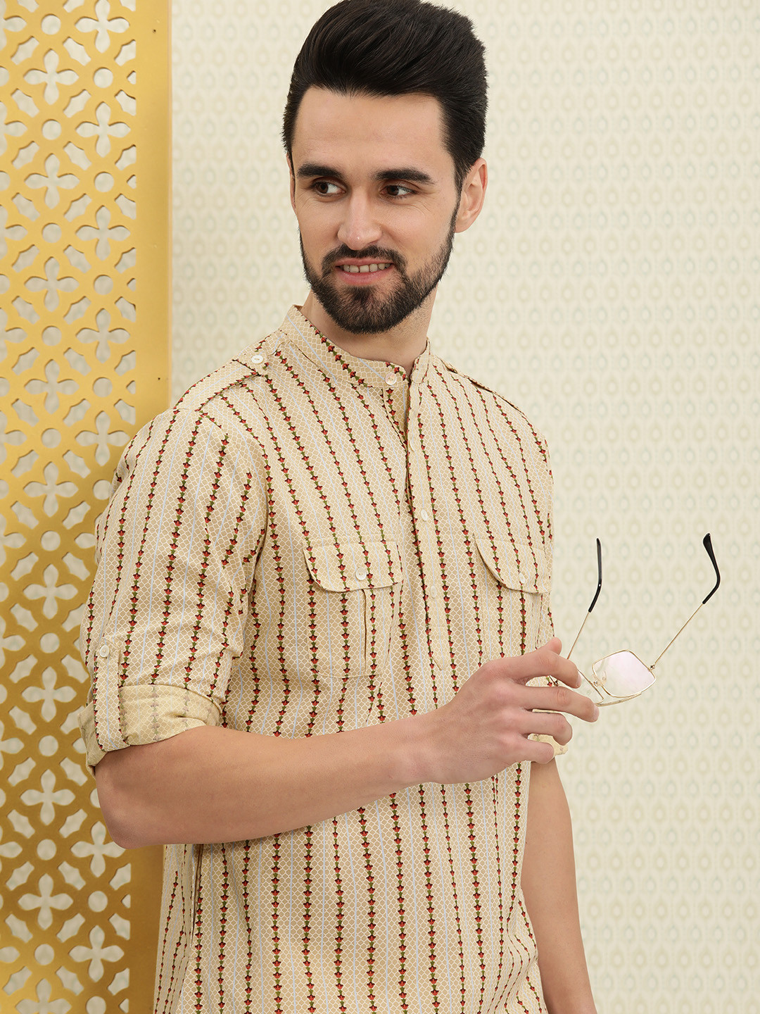 

House of Pataudi Men Beige & Red Geometric Printed Rozana Pathani Kurta