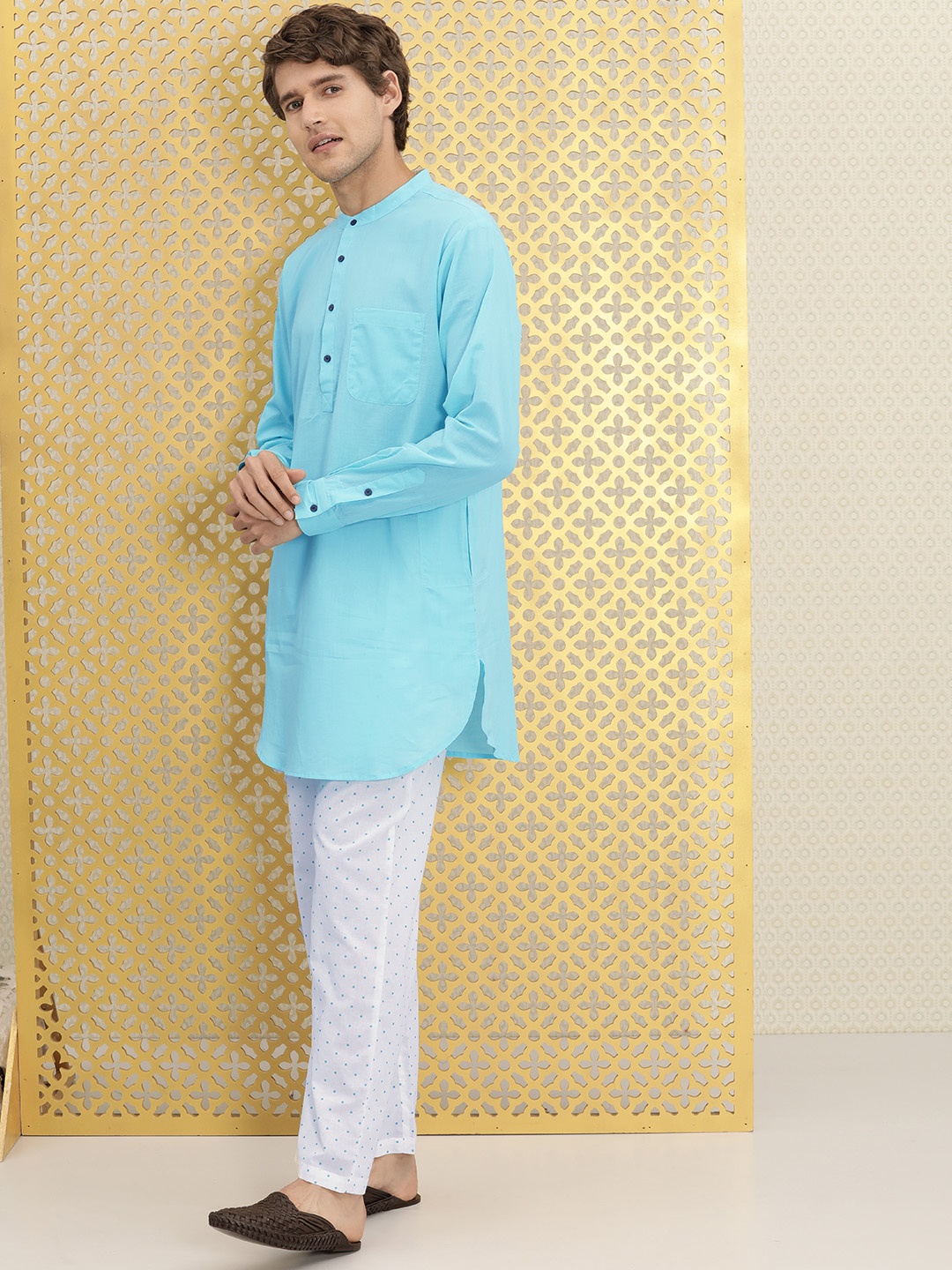 

Ode by House of Pataudi Men Blue Pure Cotton Kurta with Trousers