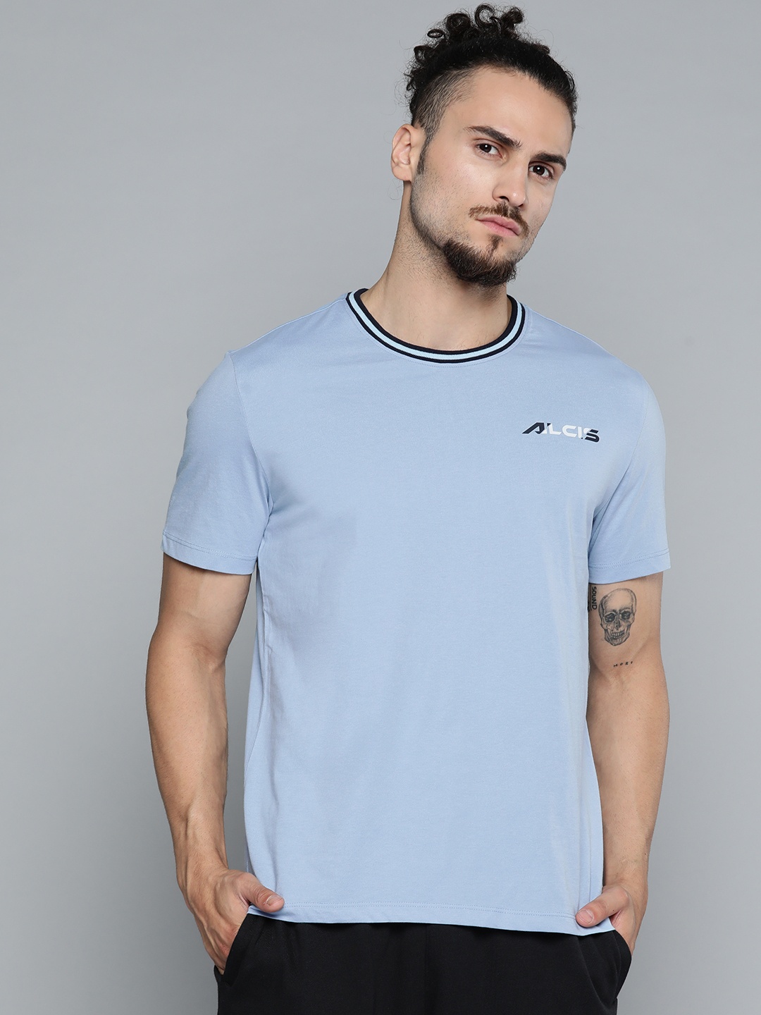 

Alcis Men Blue Solid Slim Fit Gym T-shirt