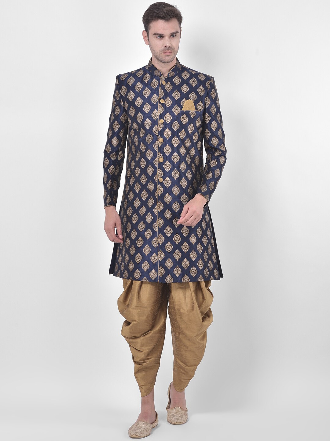 

DEYANN Men Navy-Blue & Gold-Coloured Jacquard & Dupion Silk Sherwani With Patiala Pants