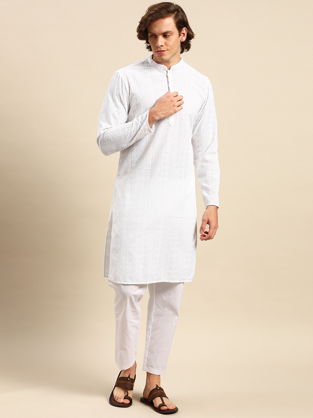 

Anouk Men White Ethnic Motifs Embroidered Pure Cotton Kurta with Pyjamas