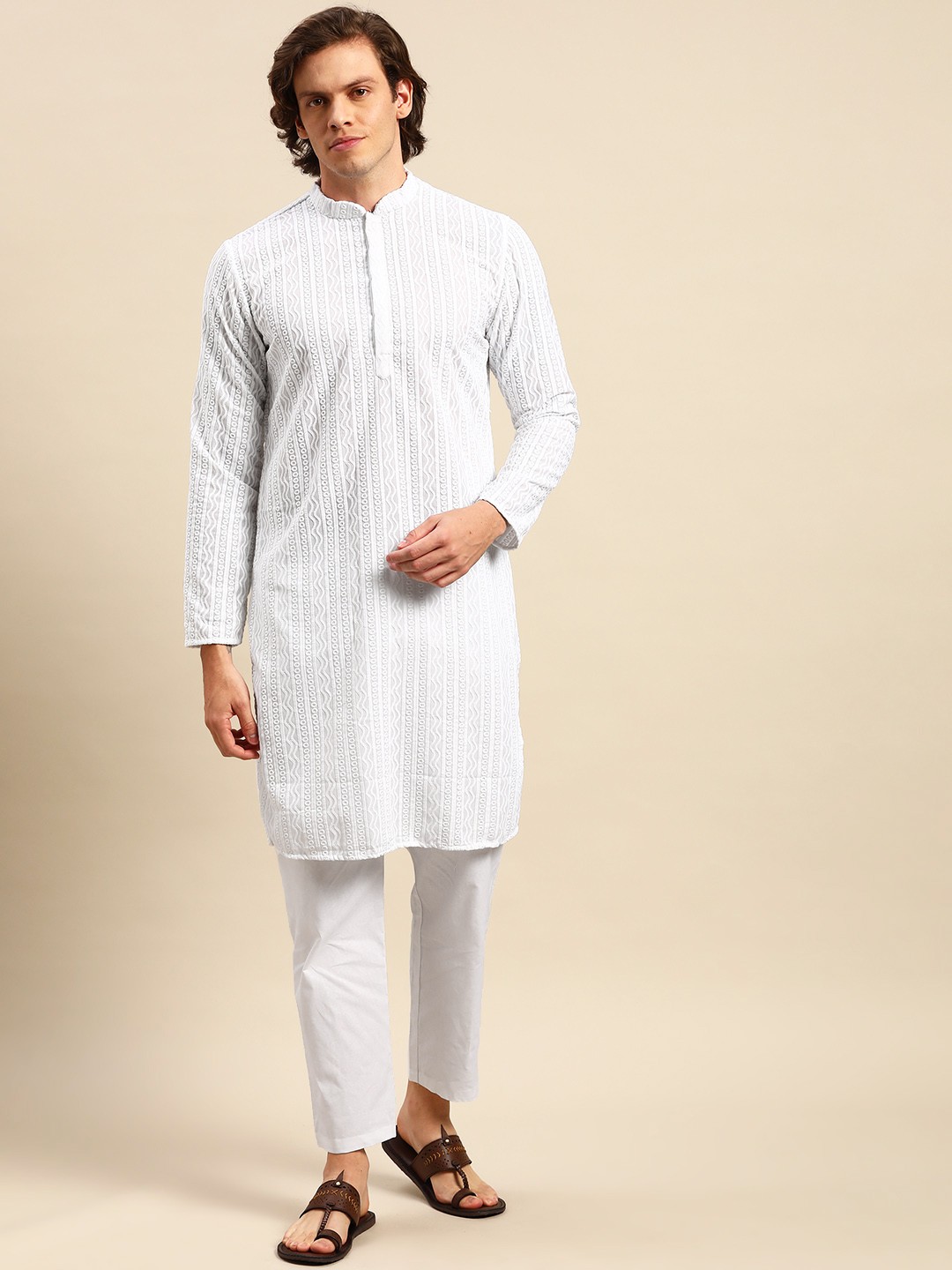

Anouk Men White Ethnic Motifs Embroidered Pure Cotton Kurta with Pyjamas