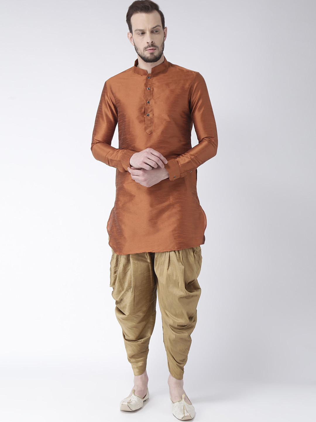 

DEYANN Men Copper-Toned Solid Dupion Silk Kurta with Patiala Set