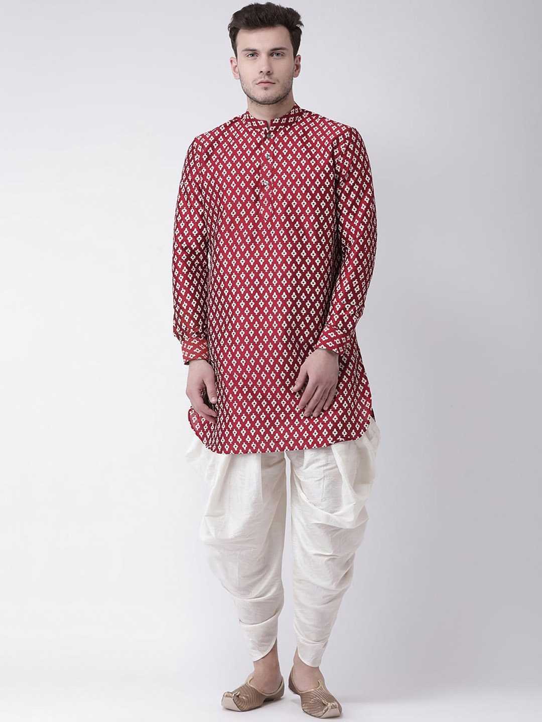 

DEYANN Men Red Printed Dupion Silk Kurta with Patiala