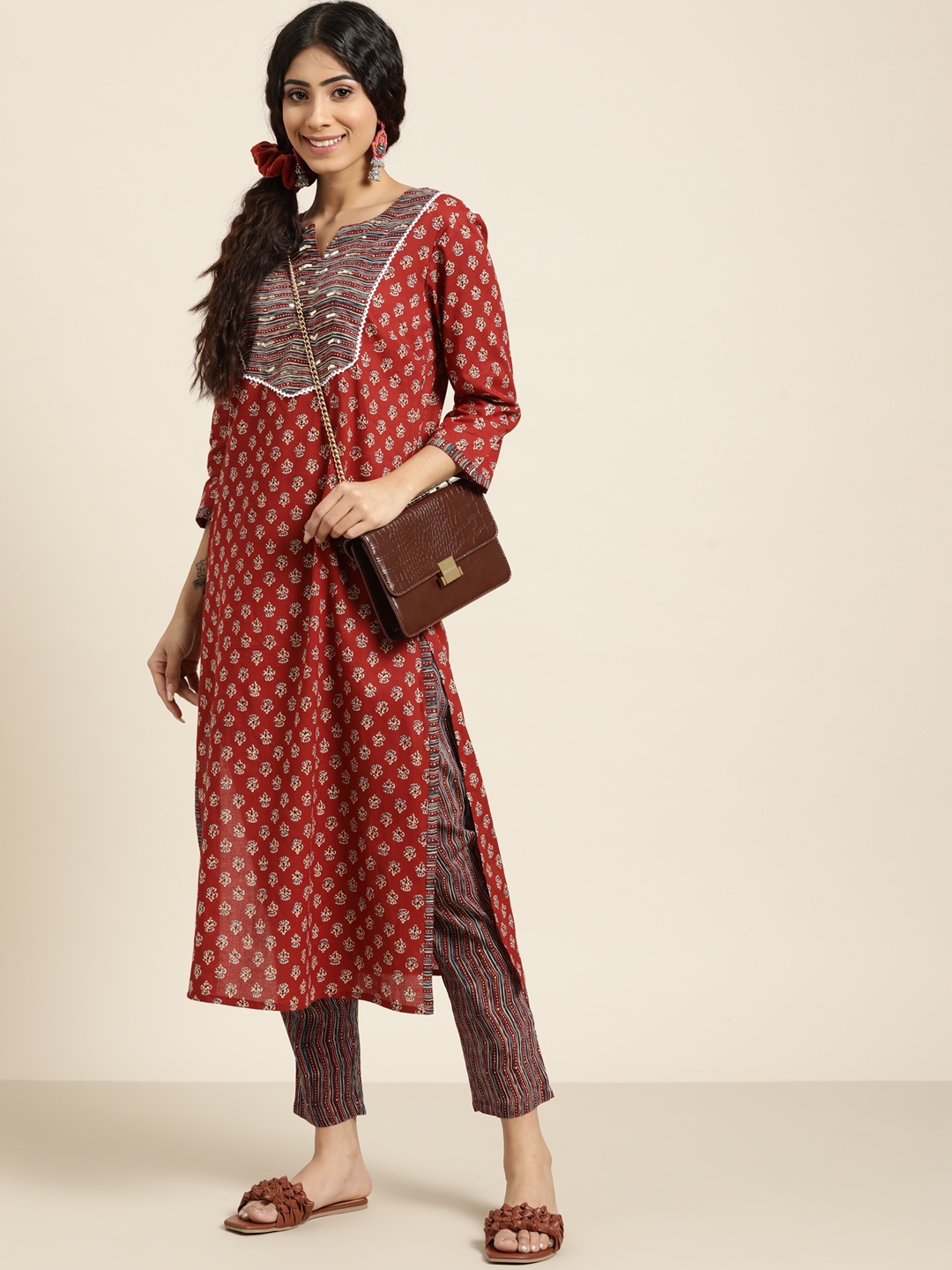 

Sangria Women Rust Red Pure Cotton Ethnic Motifs Printed Kurta with Trousers