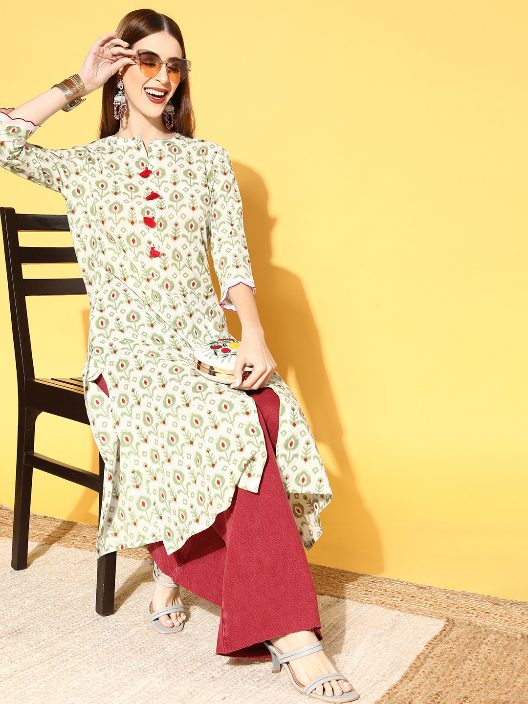 

Sangria Women Off White & Green Pure Cotton Ethnic Motifs Printed Thread Work Kurta