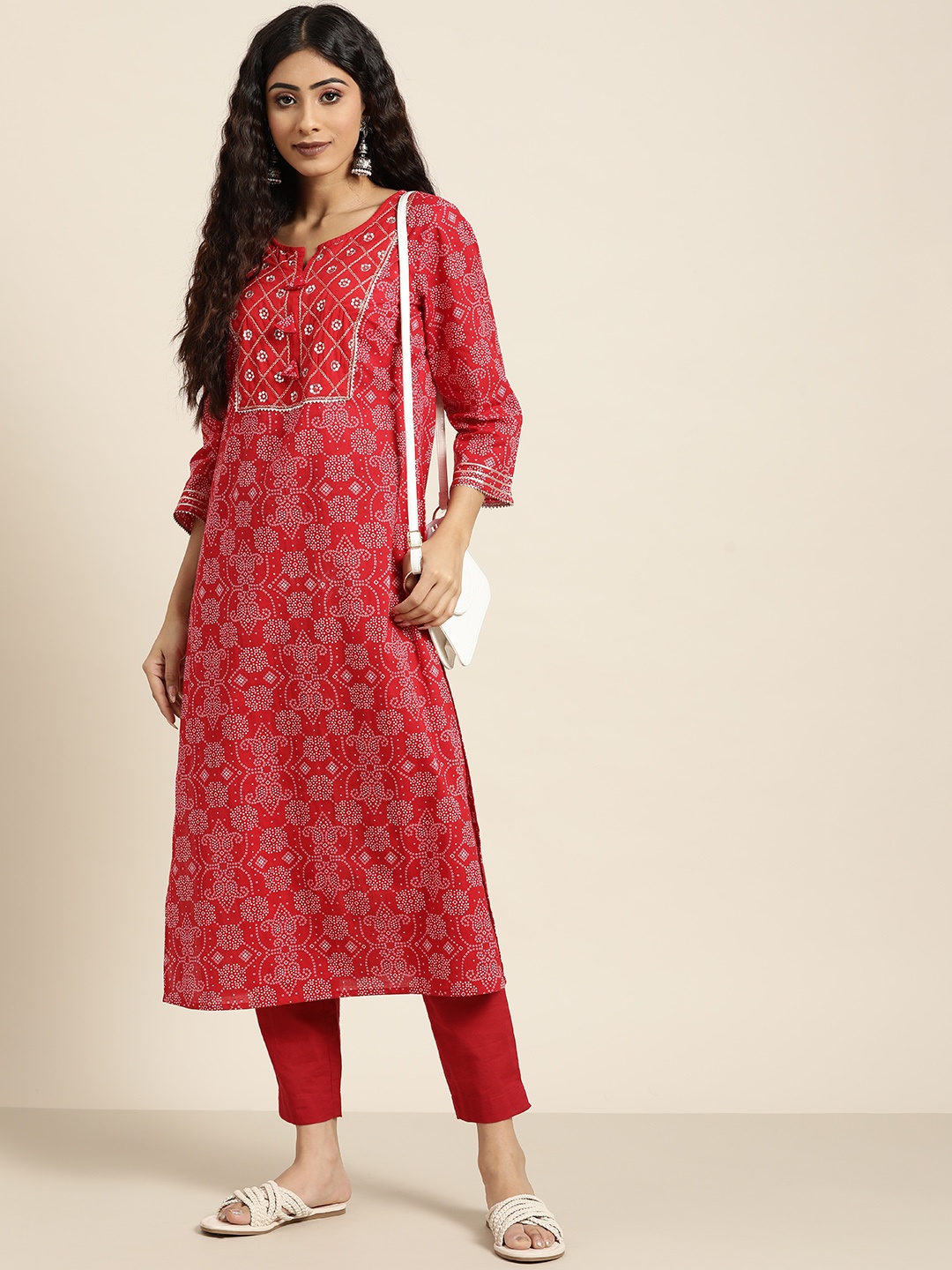 

Sangria Women Red & White Pure Cotton Ethnic Motifs Printed Gotta Patti Kurta