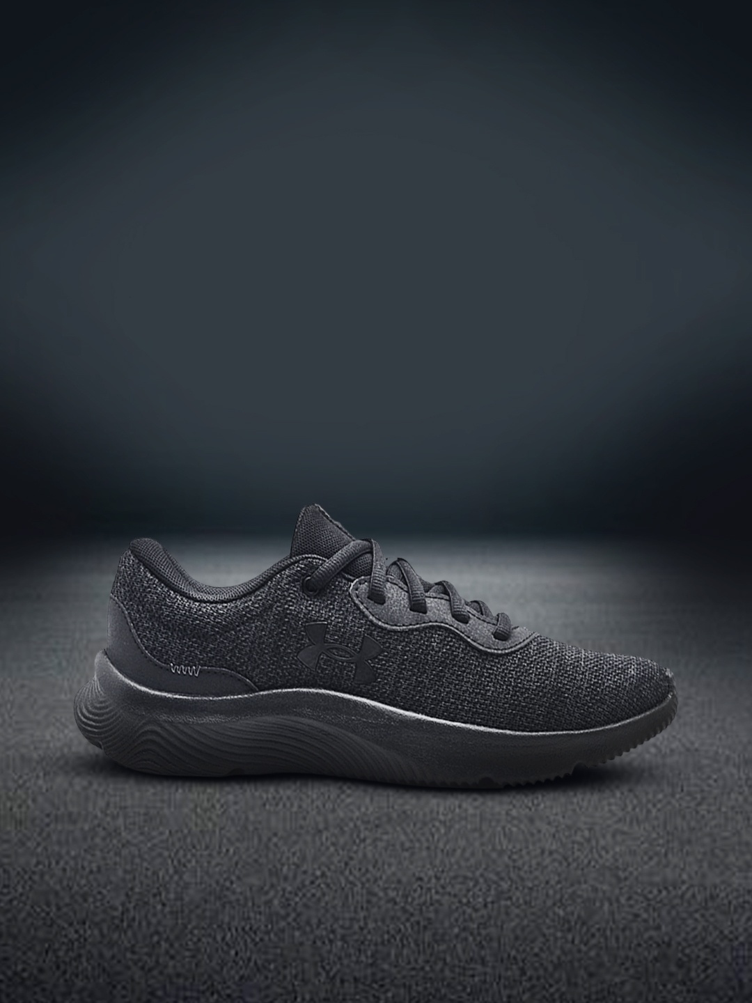 

UNDER ARMOUR Women Black Mojo 2 Running Shoes