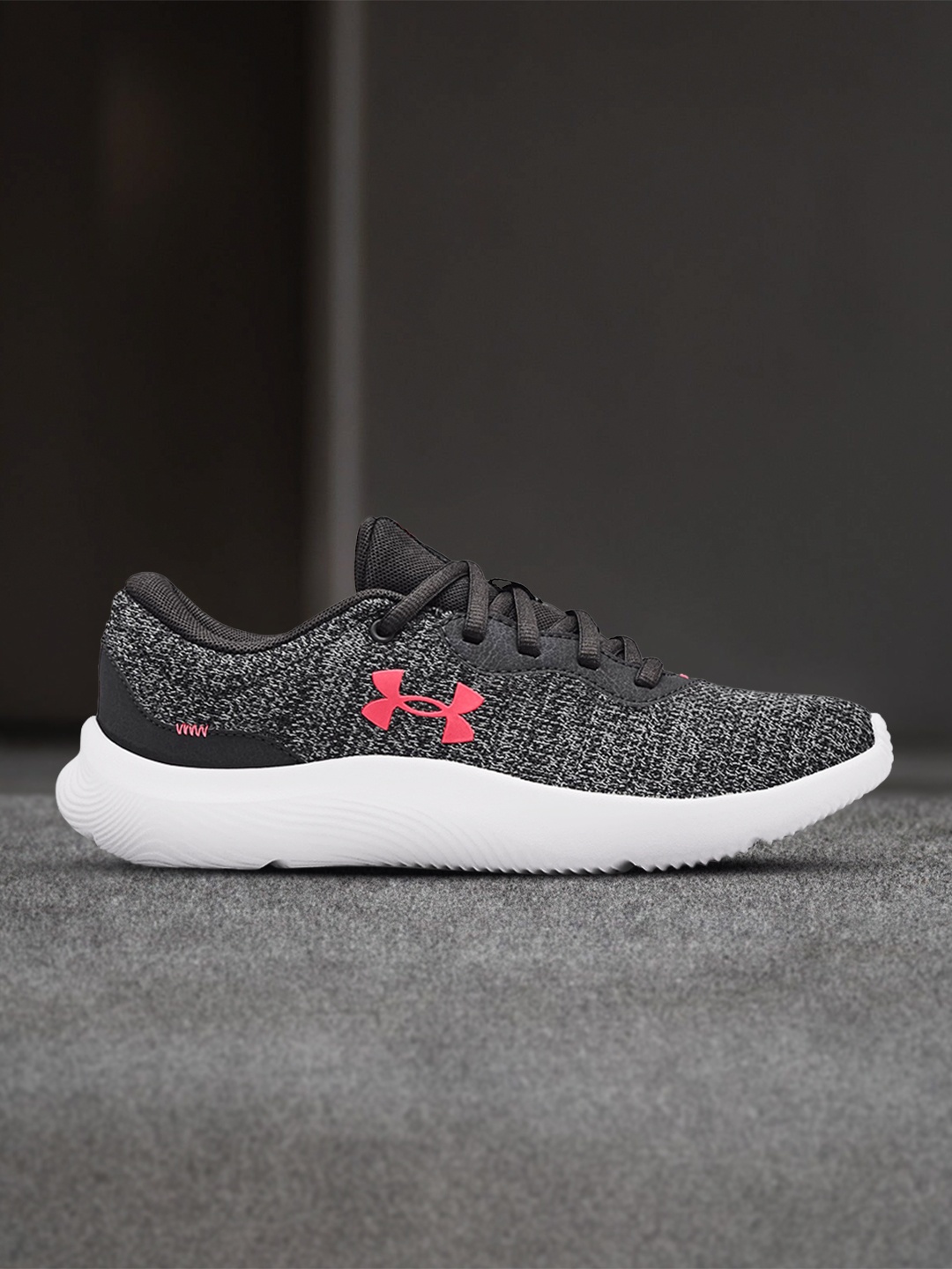 

UNDER ARMOUR Women Charcoal Mojo 2 Running Shoes