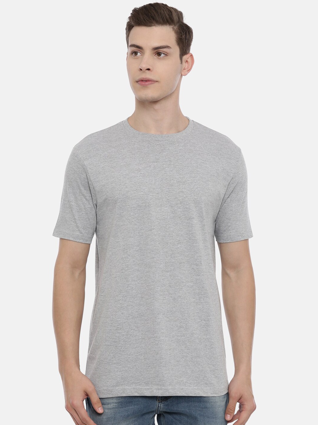 

recast Men Grey Solid Regular Fit T-shirt