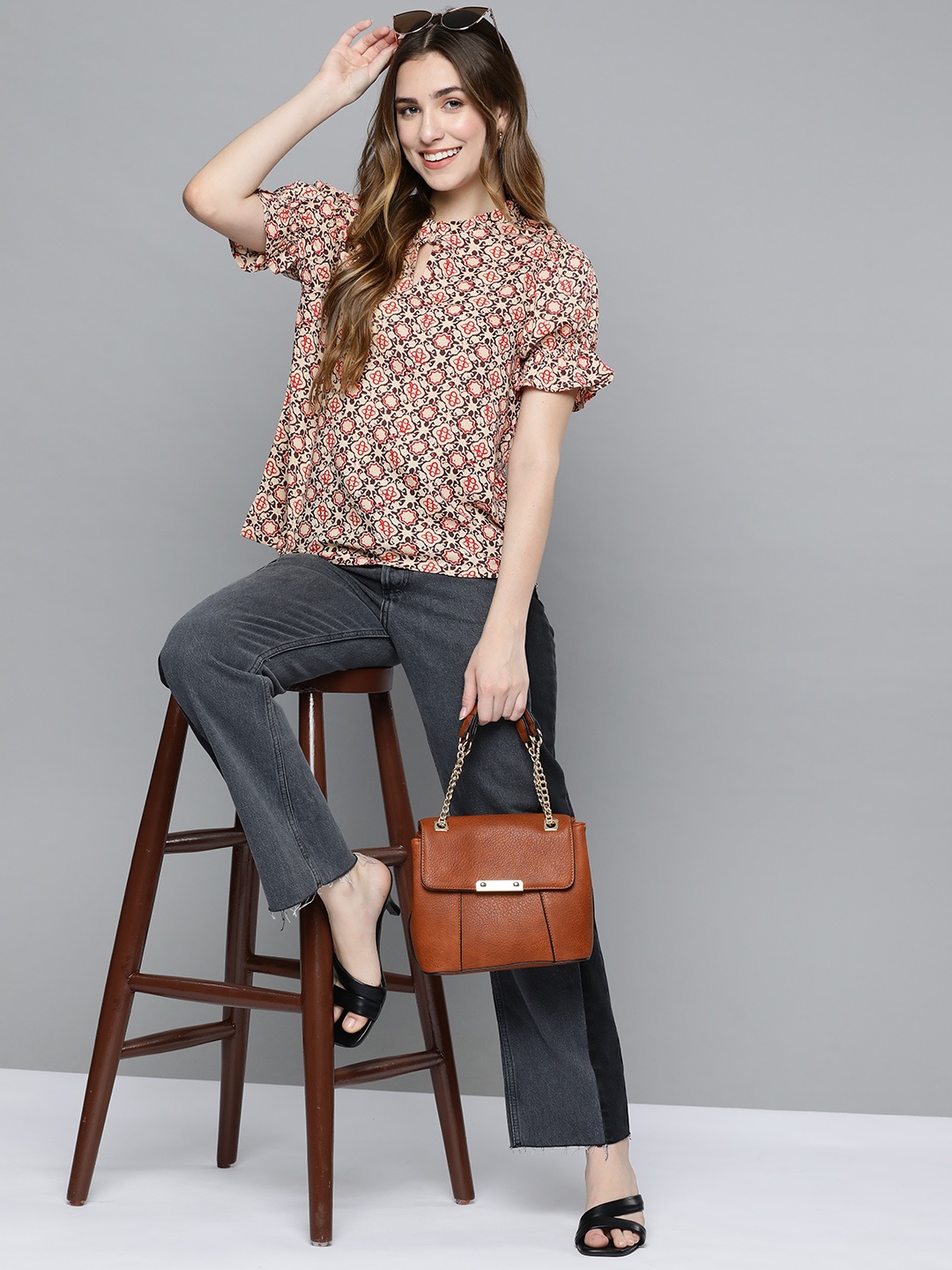 

HERE&NOW Women Beige & Red Printed Regular Top