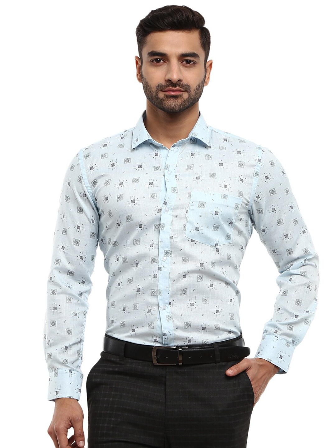 

V-Mart Men Blue Standard Printed Formal Shirt