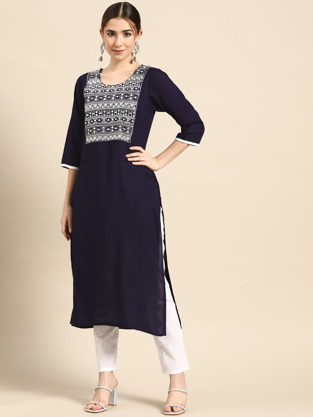 

Gerua By Libas Women Navy Blue White Geometric Motifs Yoke Design Mirror Work Kurta