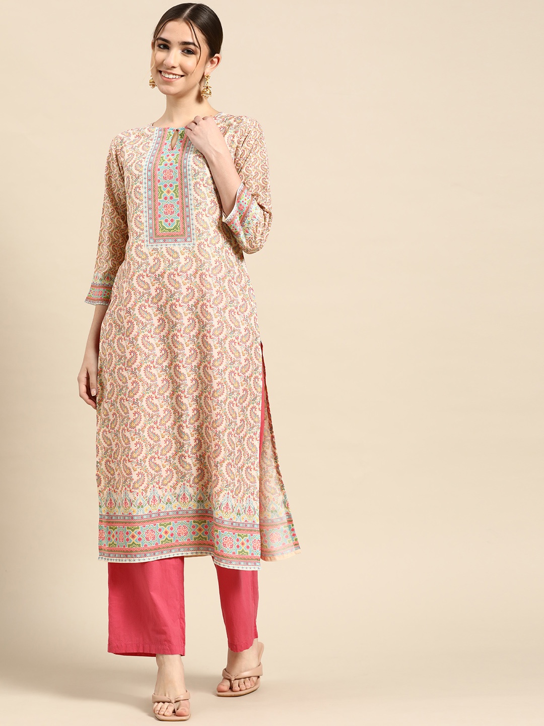 

Gerua By Libas Women Cream-Coloured Green Paisley Printed Keyhole Neck Kurta
