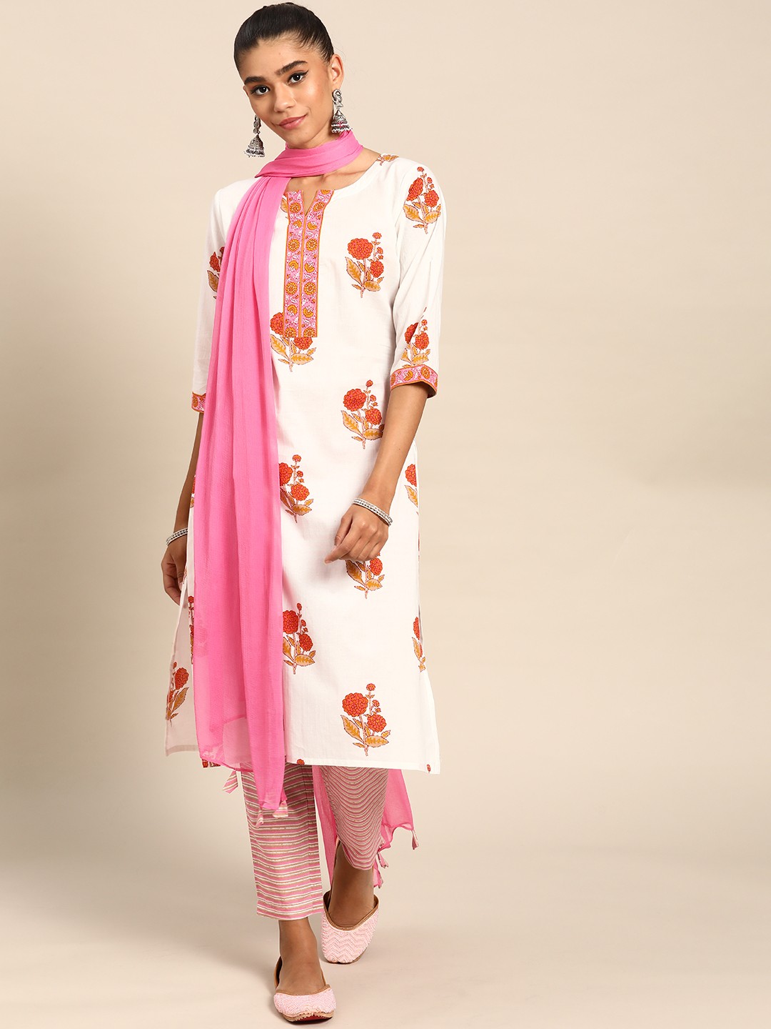 

Gerua By Libas Women White Floral Printed Pure Cotton Kurta with Trousers With Dupatta