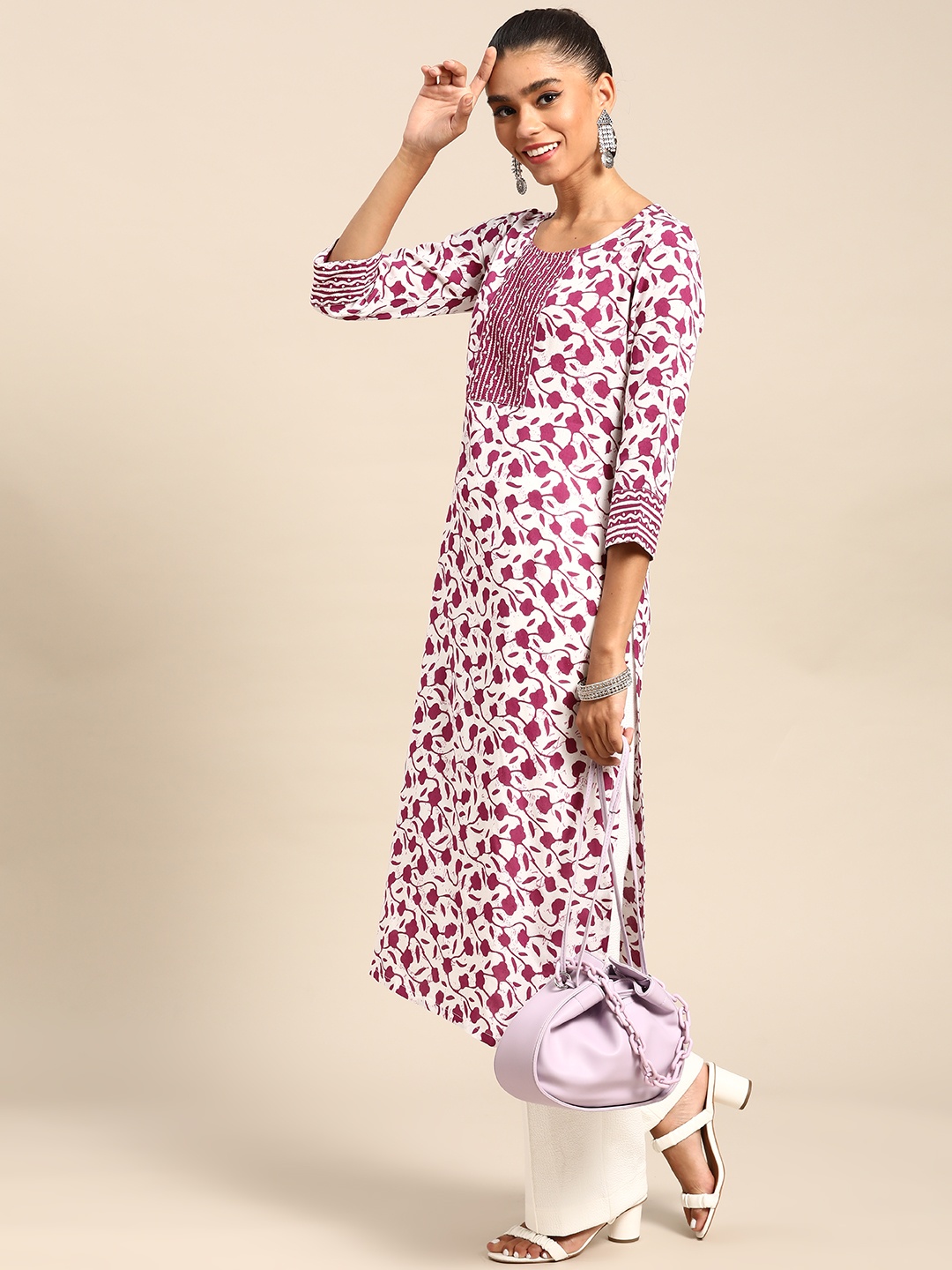 

Gerua By Libas Women White Purple Floral Motifs Printed Kurta