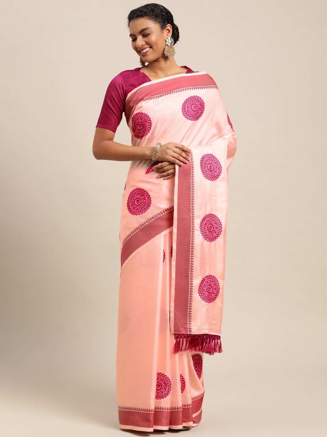 

Satrani Pink Ethnic Motifs Embroidered Saree