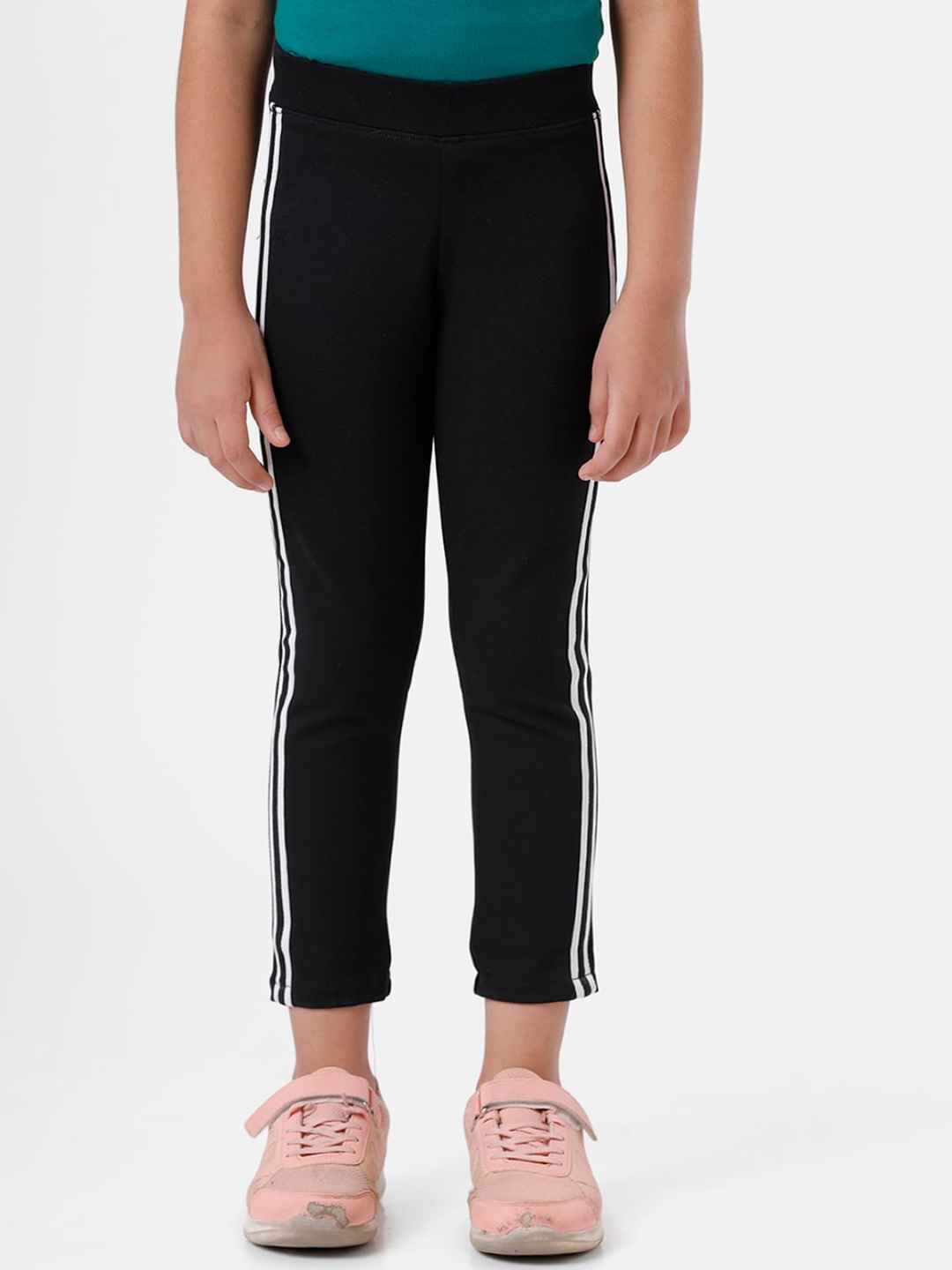 

De Moza Girls Black Solid Skinny Fit Trousers