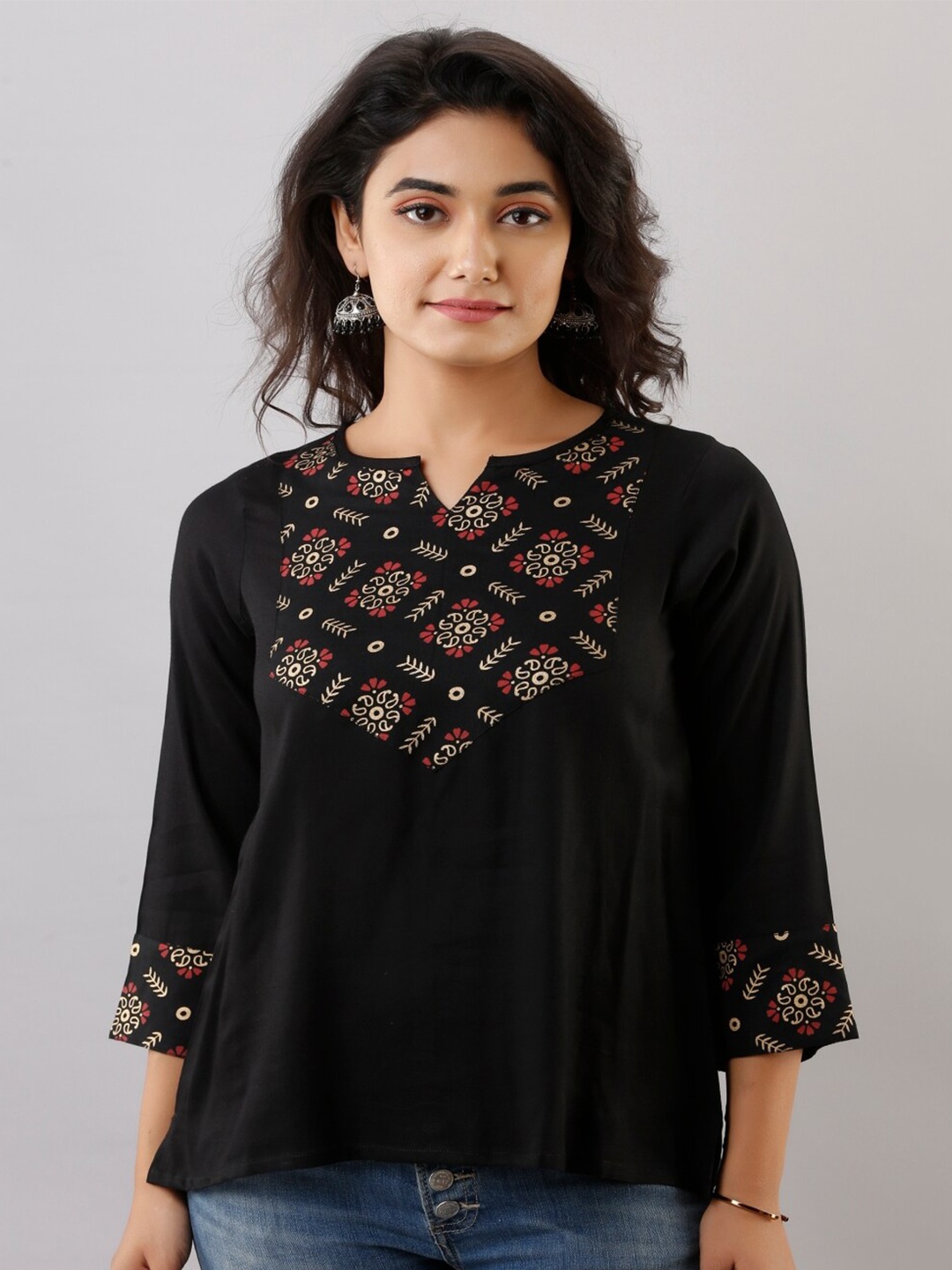 

Maishi Black Printed Western Top