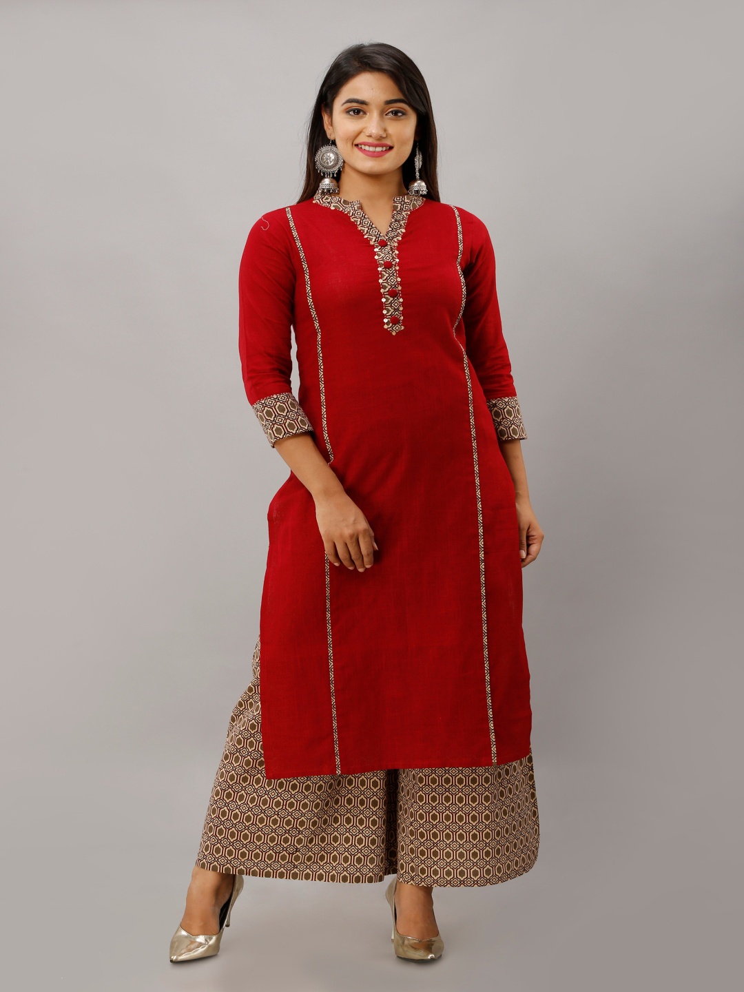 

Maishi Women Maroon Straight Kurta With Palazzo Set