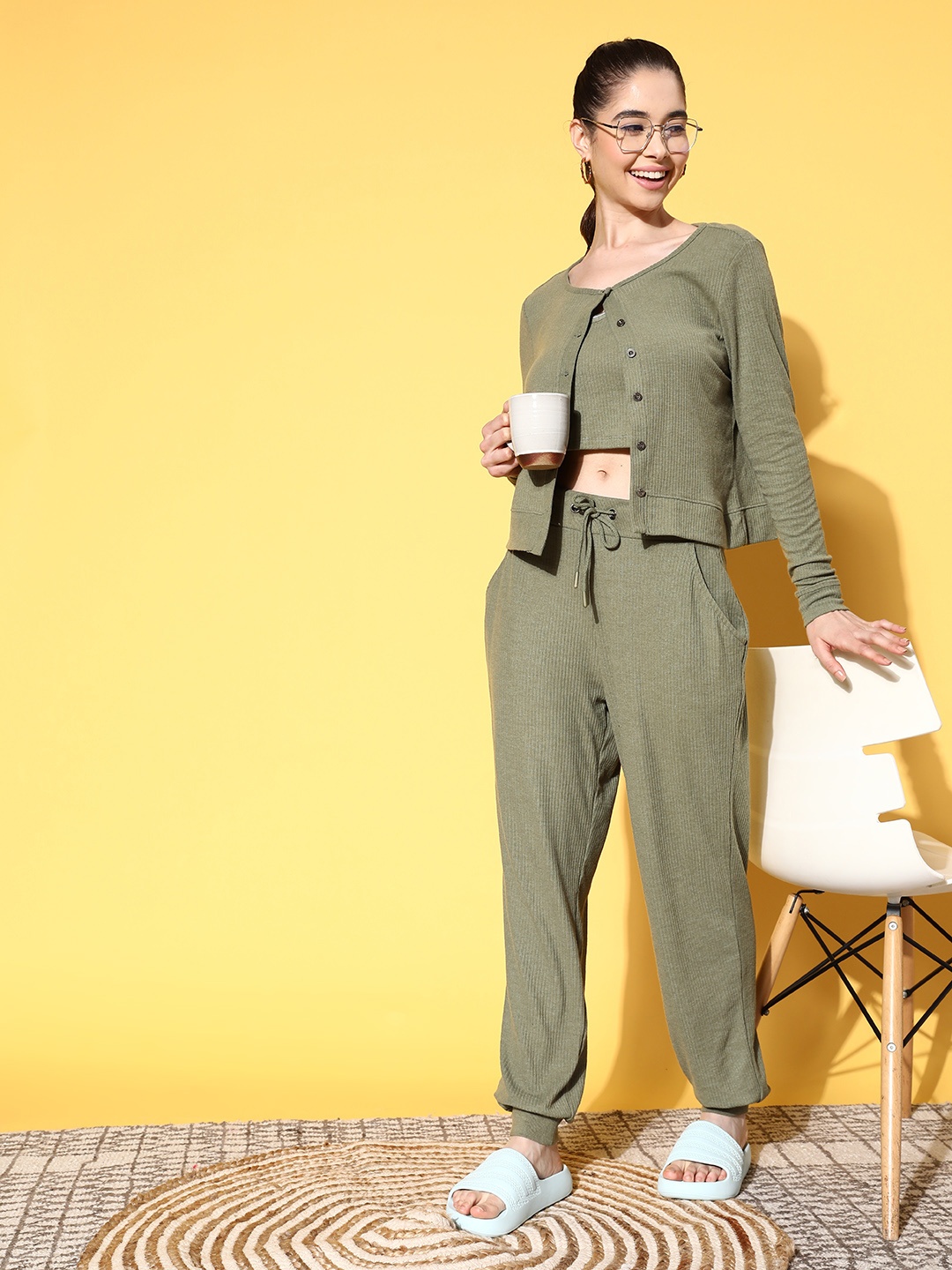 

The Roadster Lifestyle Co. Women Knitted Workleisure Co-Ord Set, Green
