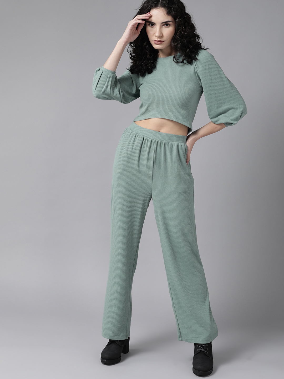 

Roadster Women Green Solid Ribbed Co-ord Set