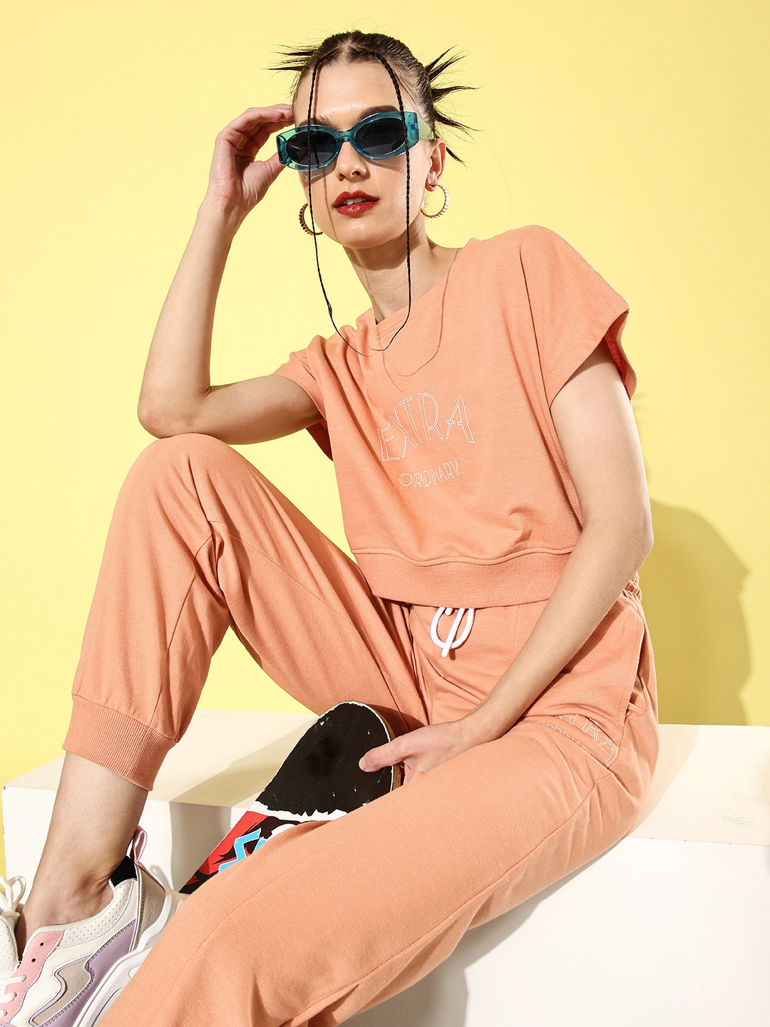 

Roadster Women Elegant Coral Printed T-Shirt with Solid Joggers