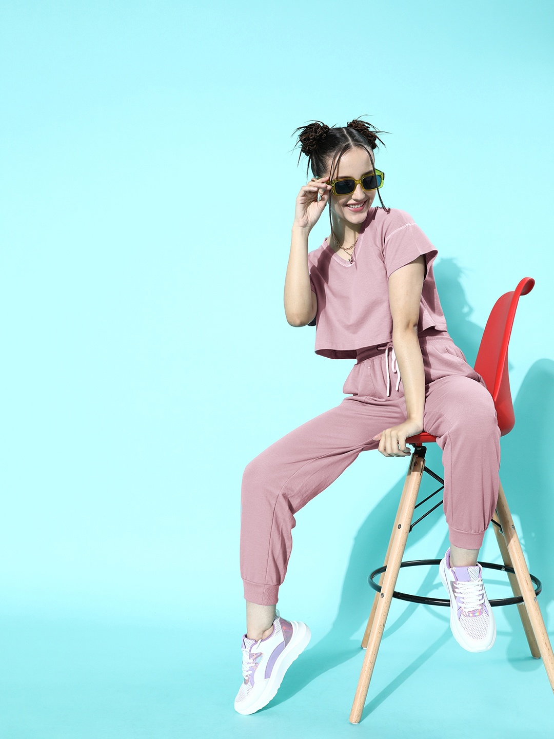 

Roadster Women Mauve Solid T-Shirt with Joggers
