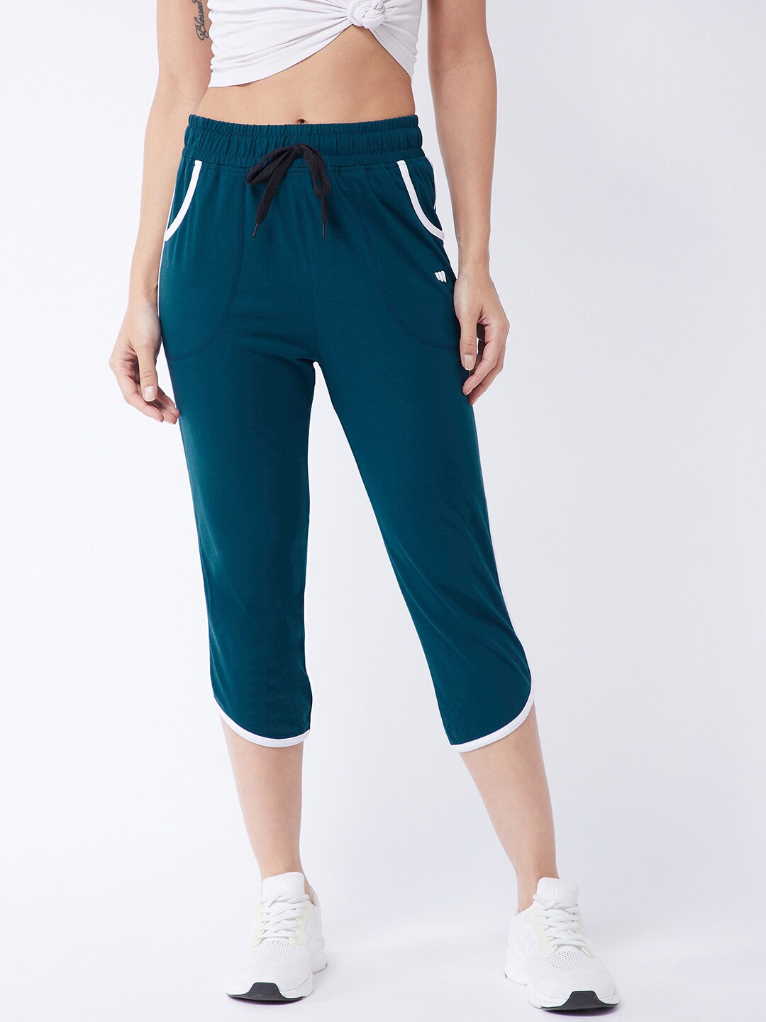 

Modeve Women Teal Blue Solid Capris