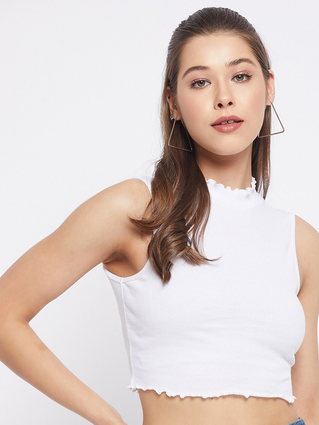 

LE BOURGEOIS White Solid Fitted Crop Top