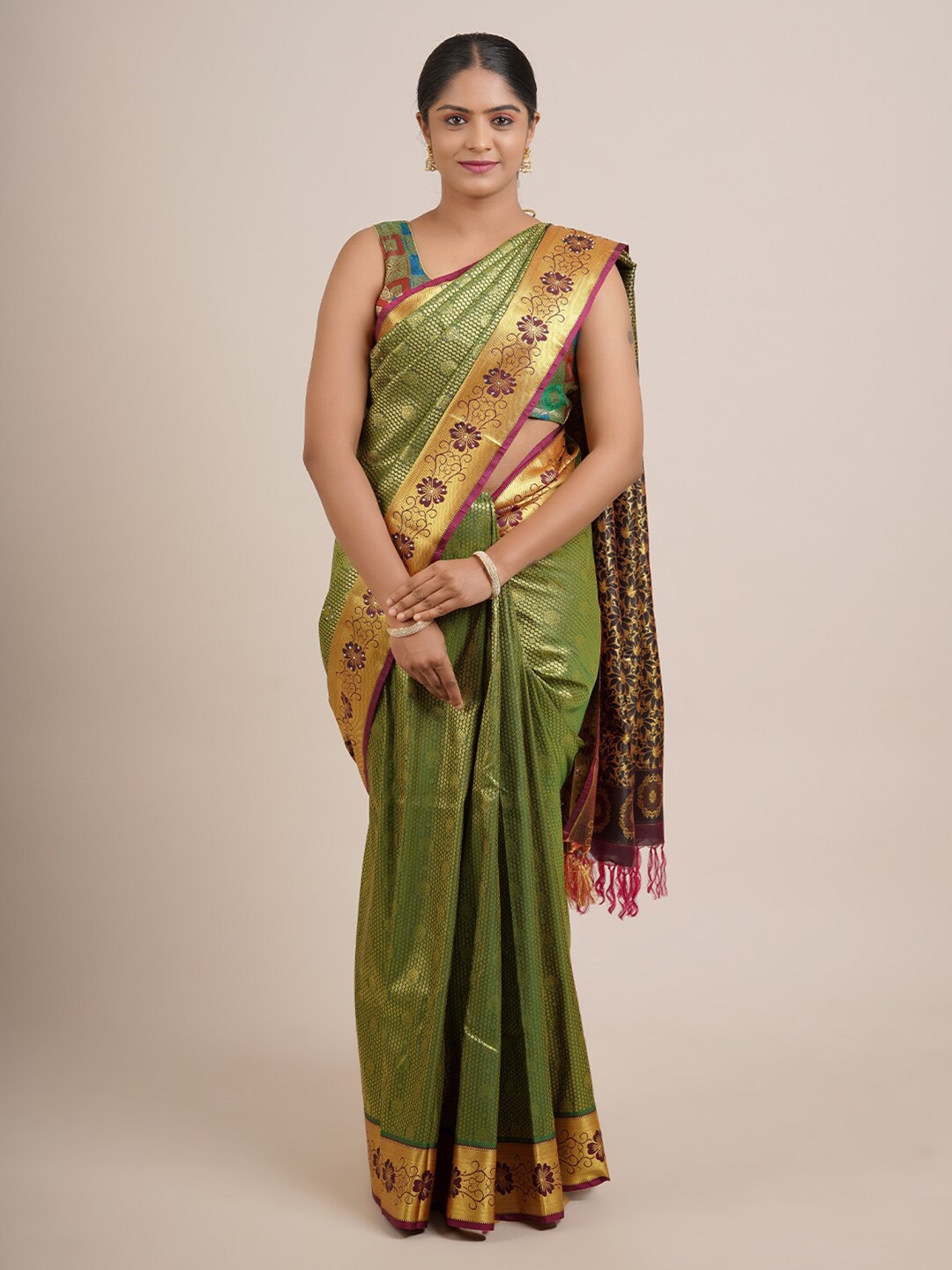 

Pothys Green & Pink Ethnic Motifs Zari Art Silk Saree
