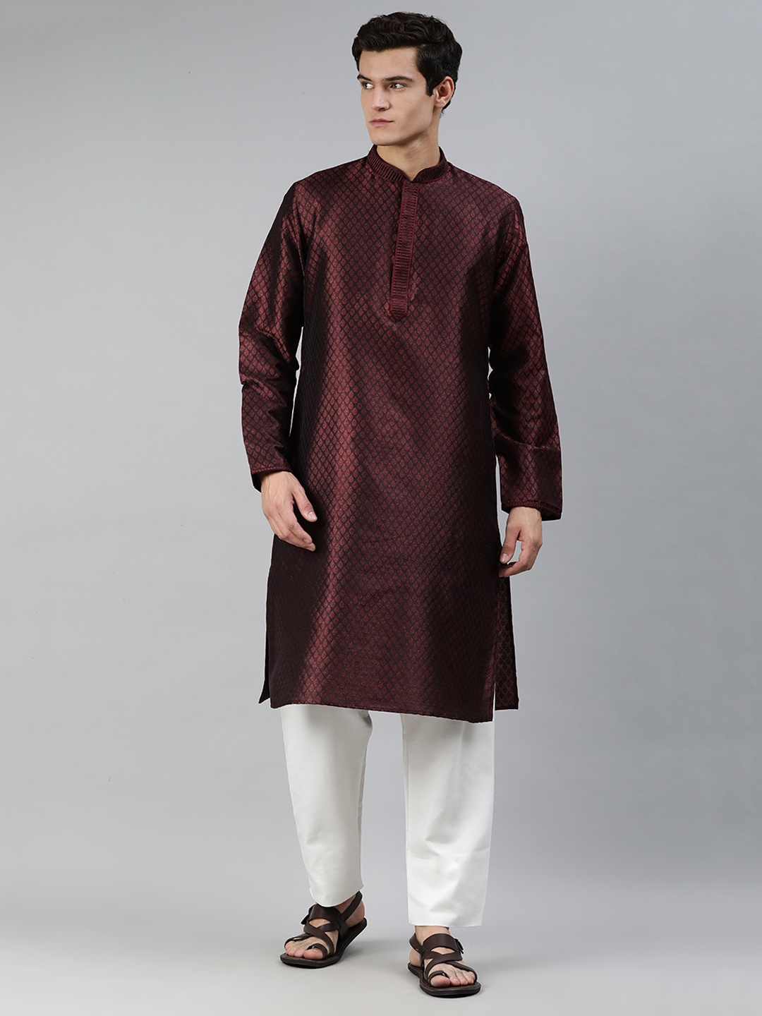 

Manthan Men Burgundy Ethnic Design Kurta