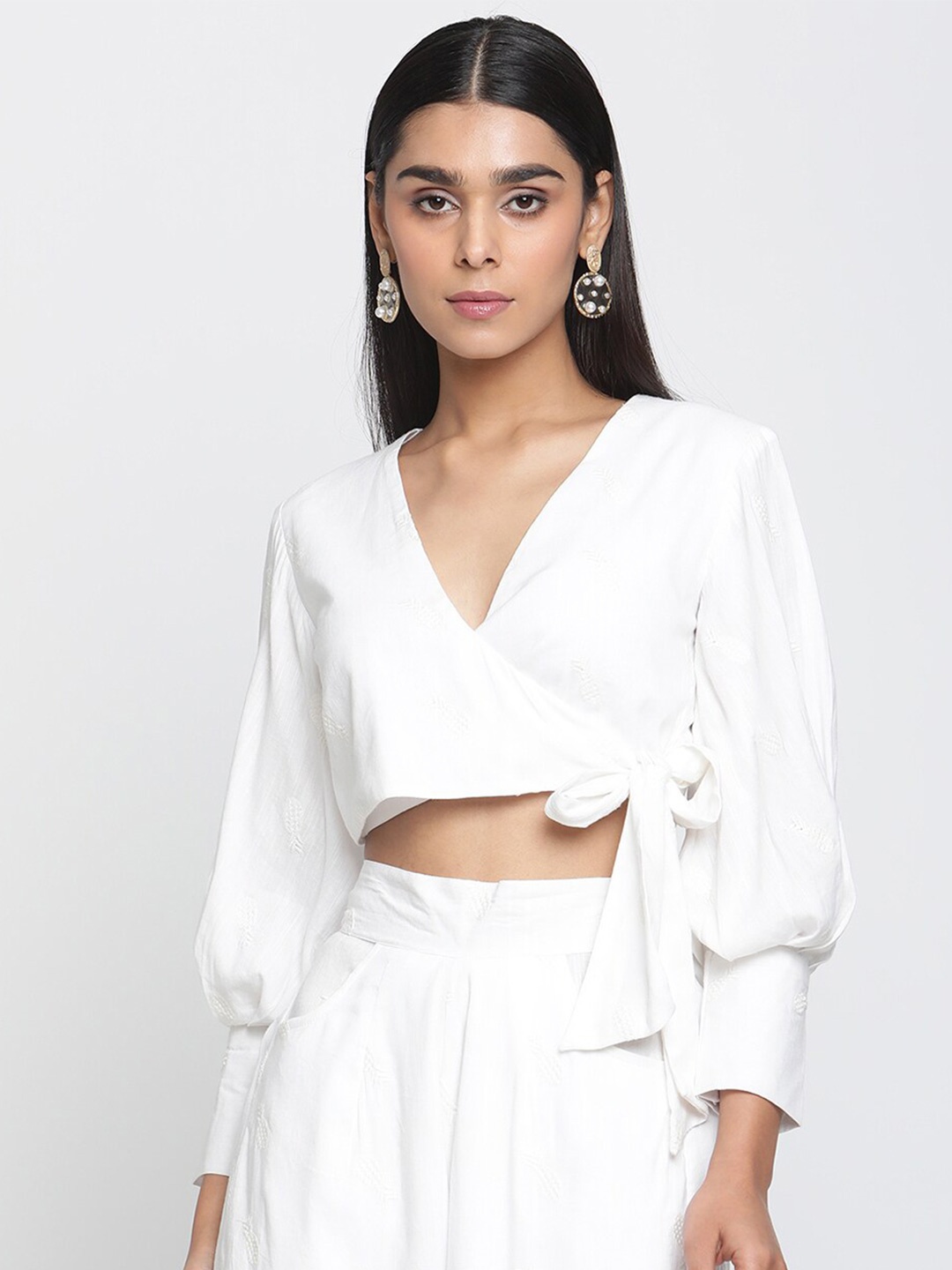 

trueBrowns White Embroidered Wrap Crop Top