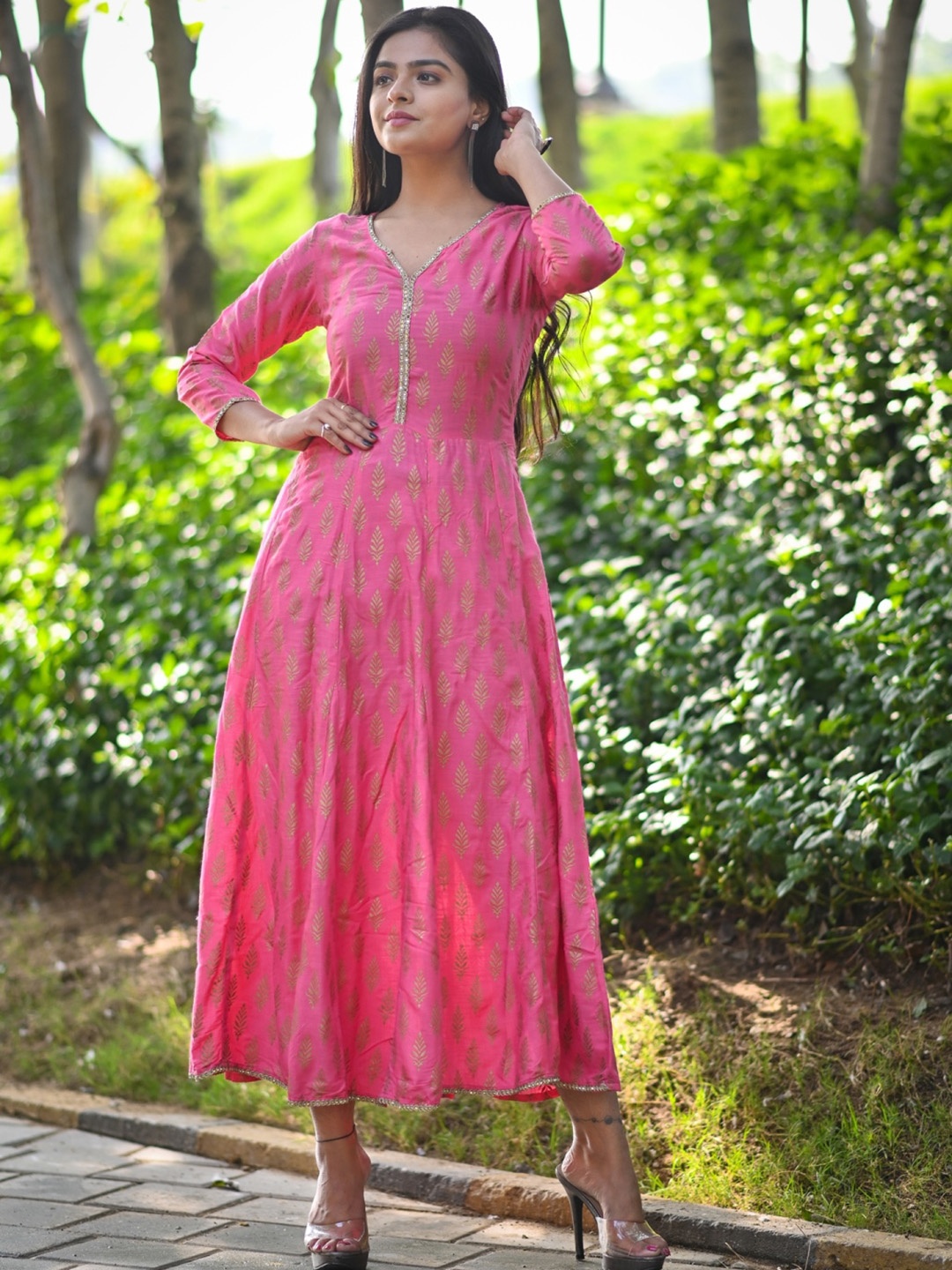 

Maishi Women Pink Floral Printed Thread Work Anarkali Kurta
