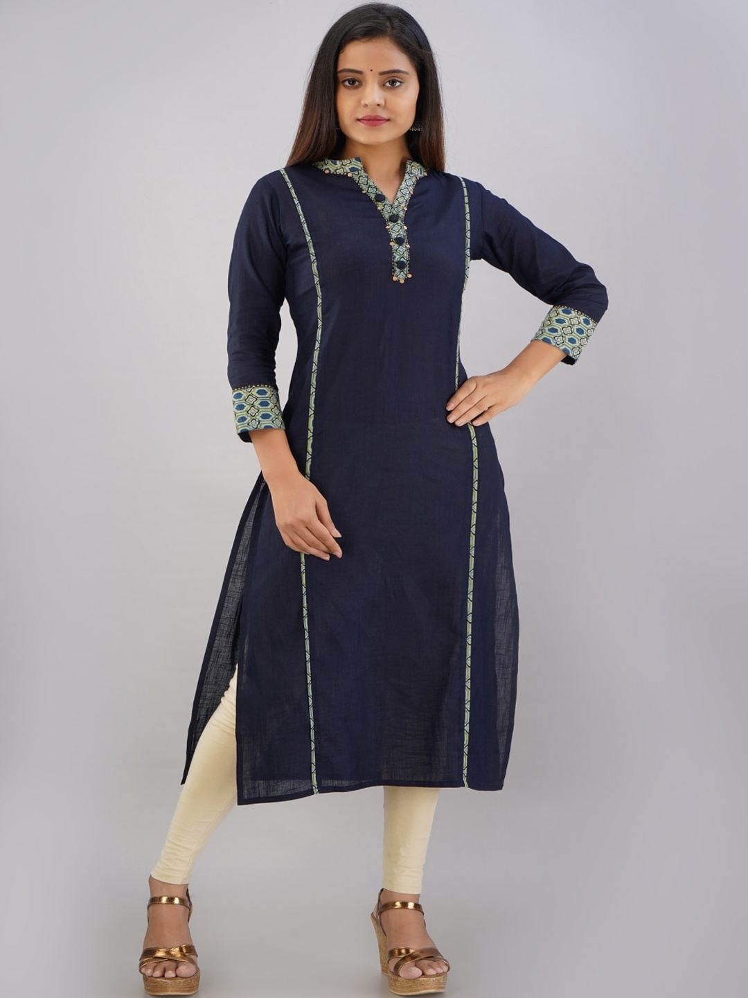 

Maishi Women Blue Geometric Embroidered Cotton Kurta