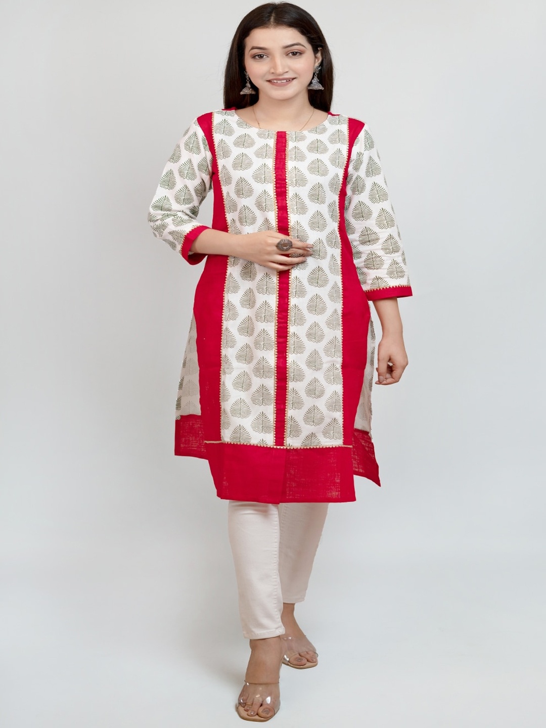 

Maishi Women White & Red Geometric Printed Kurta