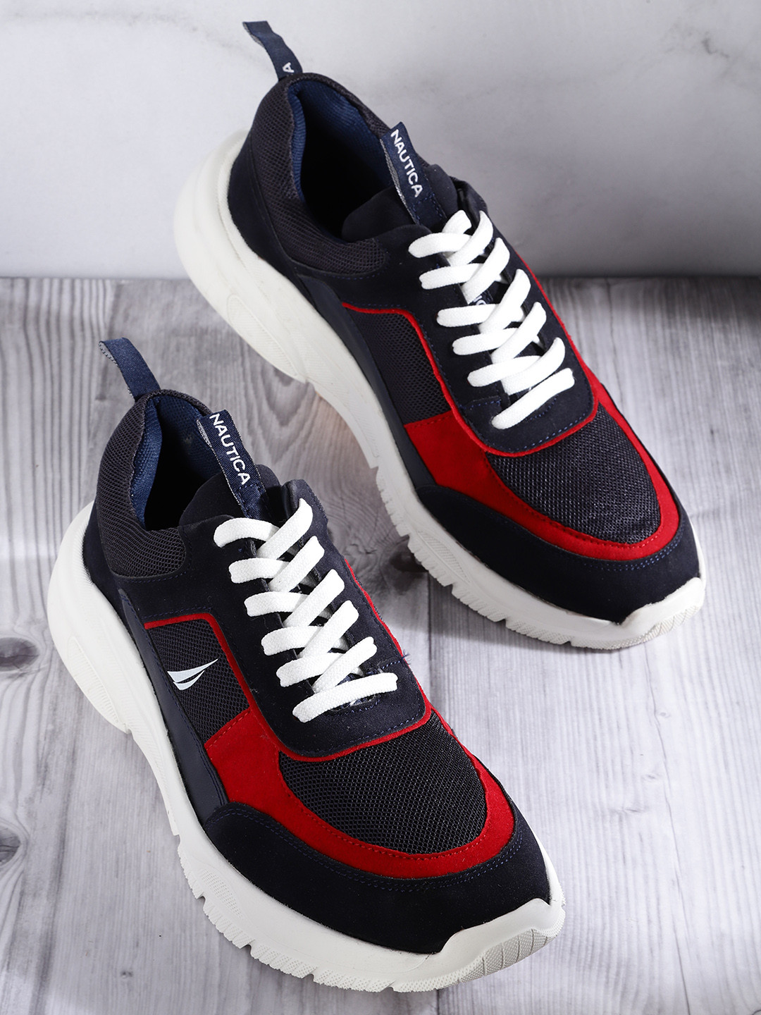 

Nautica Men Navy Blue & Red Colourblocked Sneakers