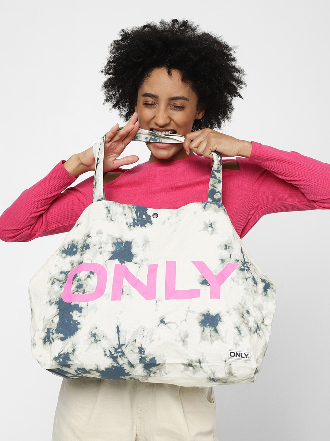 

ONLY Women Off White Tie & Dye Oversized Shopper Shoulder Bag