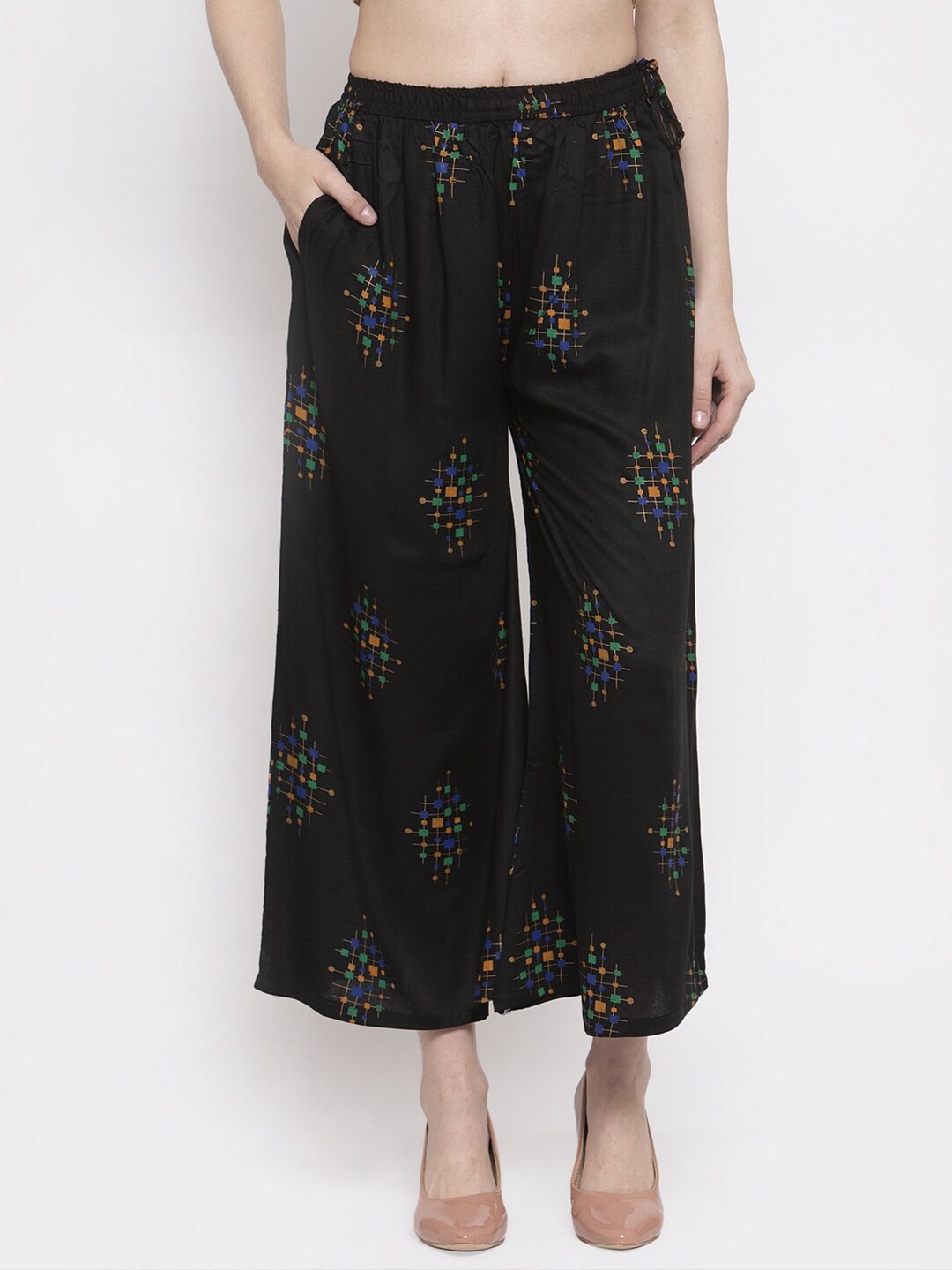 

Miaz Lifestyle Women Black Ethnic Motifs Printed Flared Palazzo