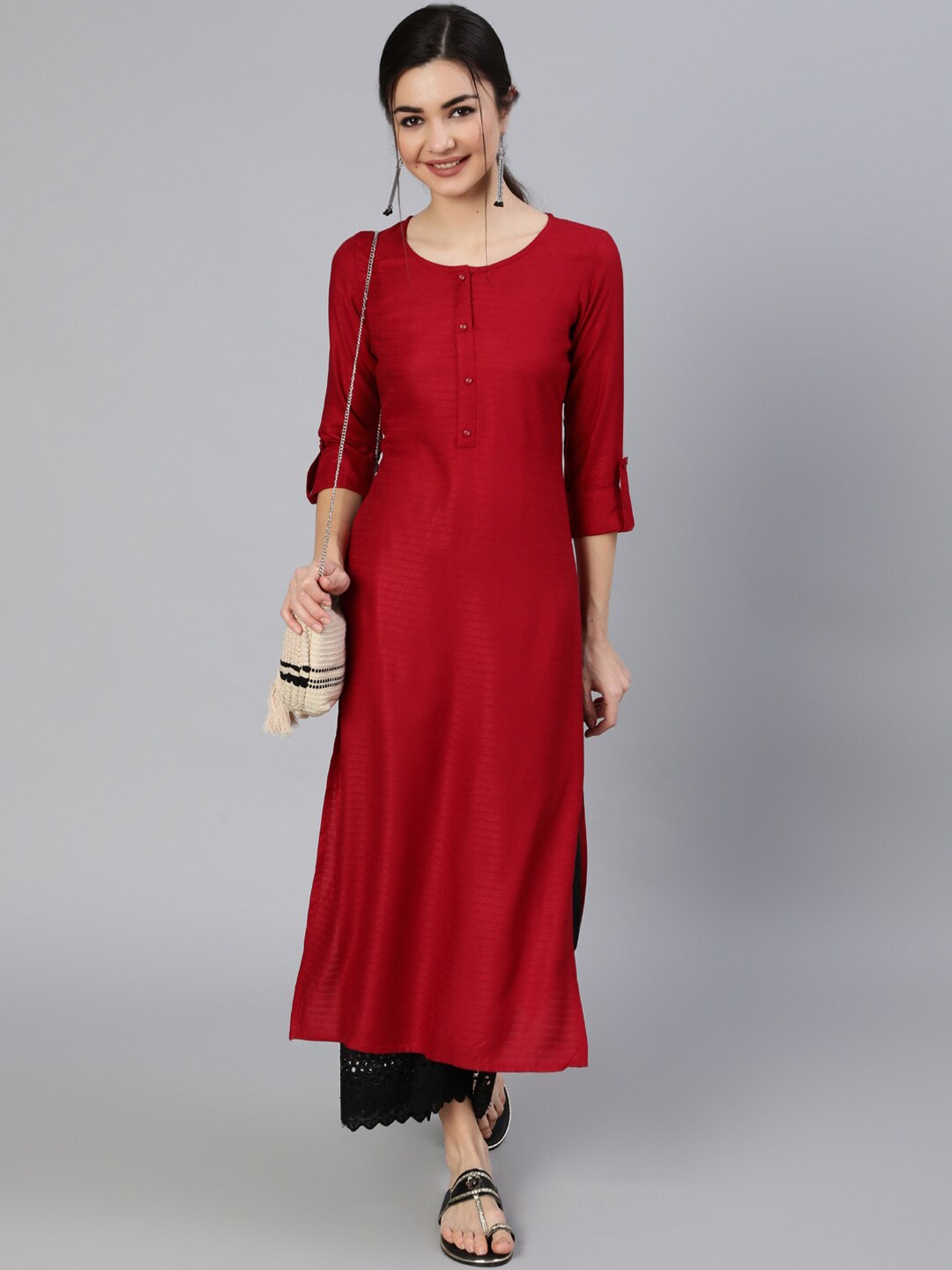 

Nayo Women Maroon Three Quarter Sleeves Straight Kurta