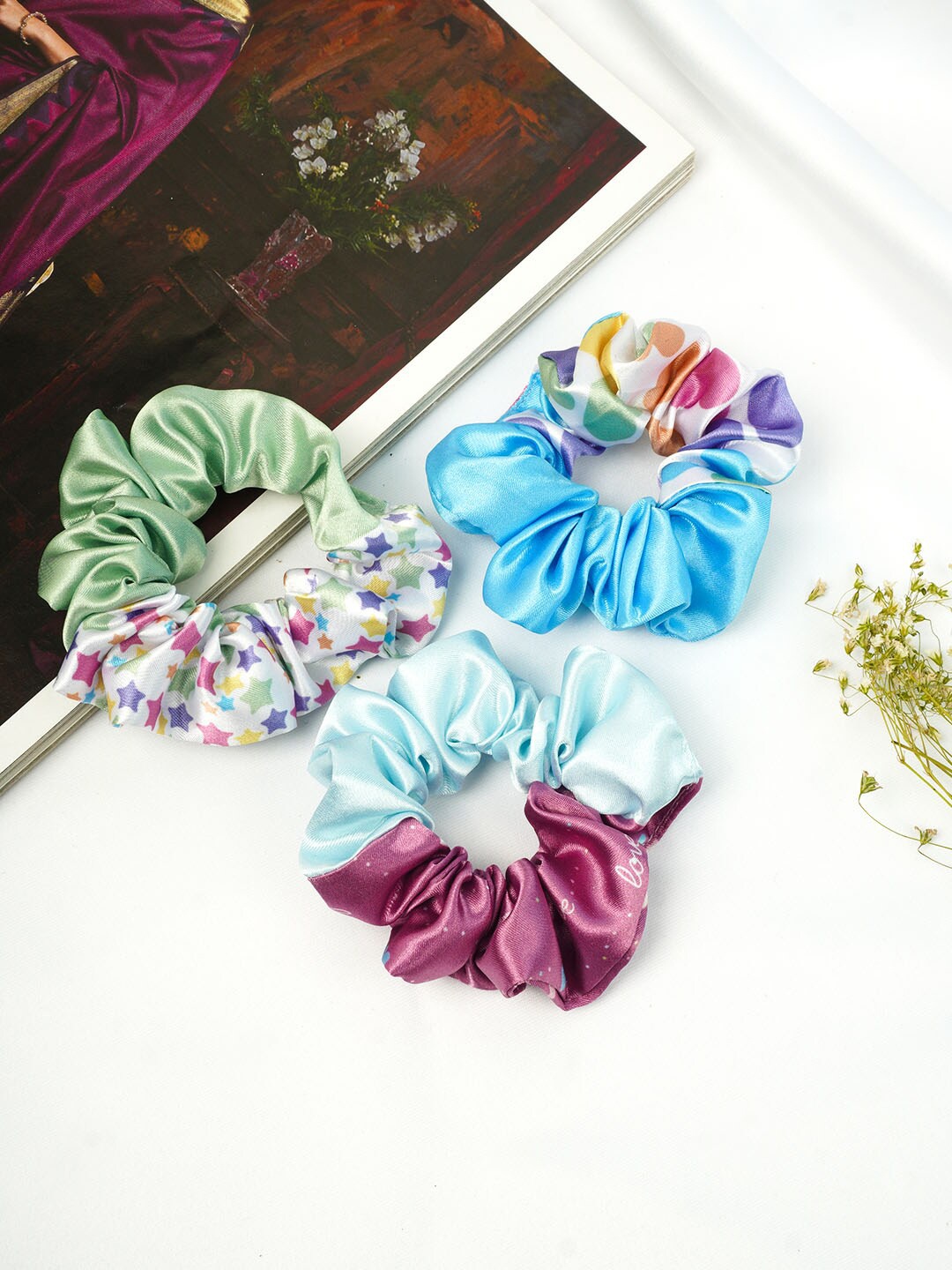 

Ferosh Women Multicoloured Set of 3 Ponytail Holders, Multi