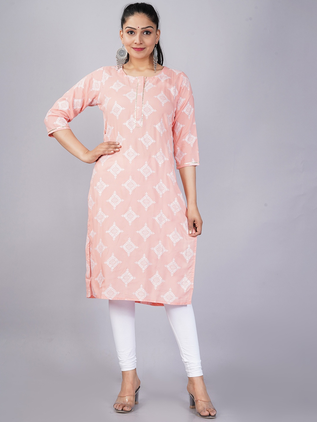 

KALINI Women Pink Geometric Printed Kurta