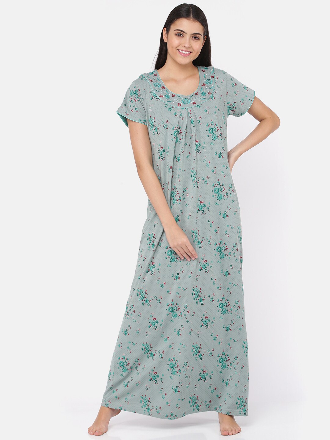

9shines Label Women Green & Red Floral Printed Nightdress