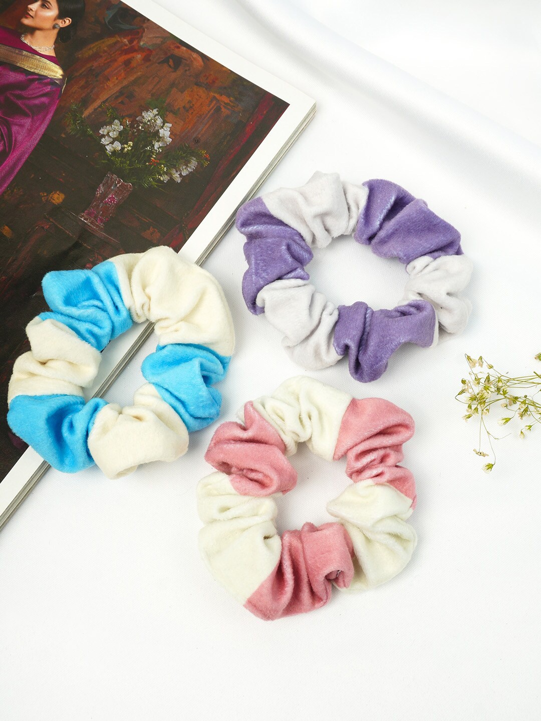 

Ferosh Women White & Blue Set of 3 Velvet Scrunchies