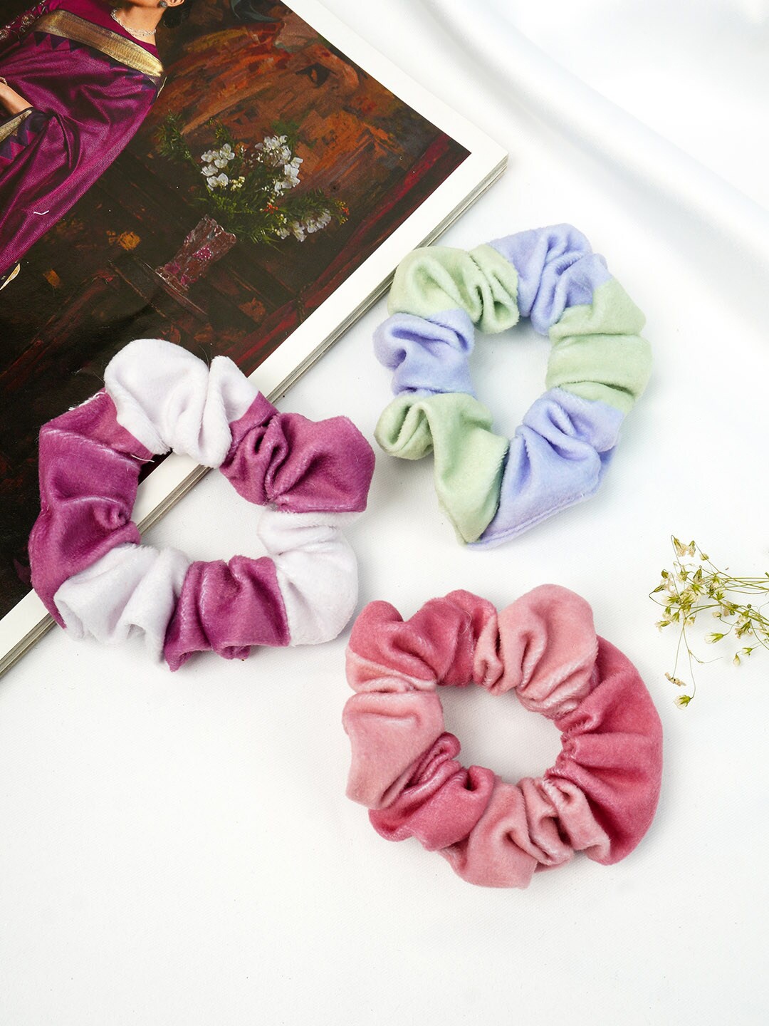 

Ferosh Women Set of 3 Velvet Ponytail Holders, Pink